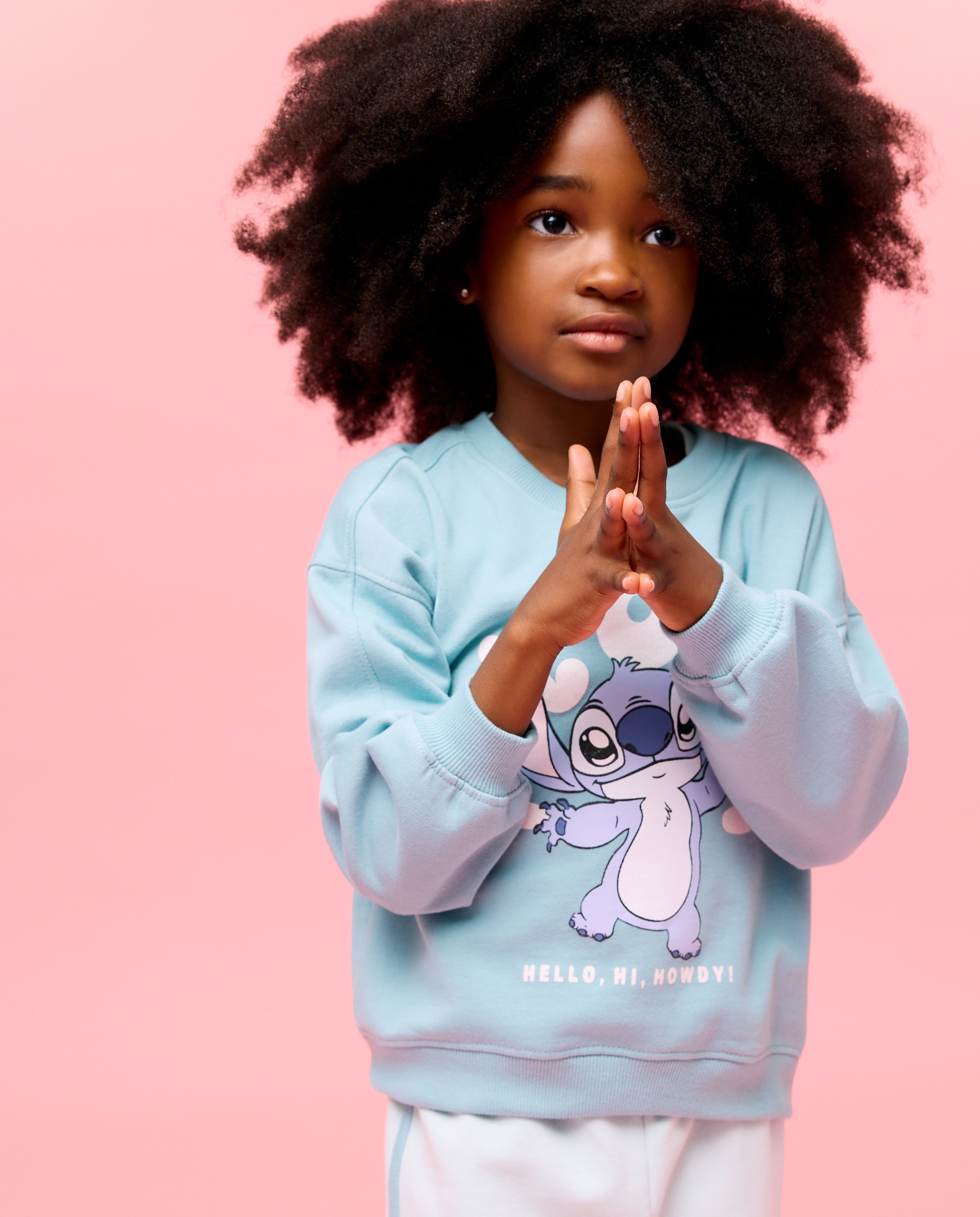 Conjunto com Estampado Stitch: Sweatshirt com Decote Redondo e Calças Largas com Piping em Contraste Kids El Corte Inglés Verde-2