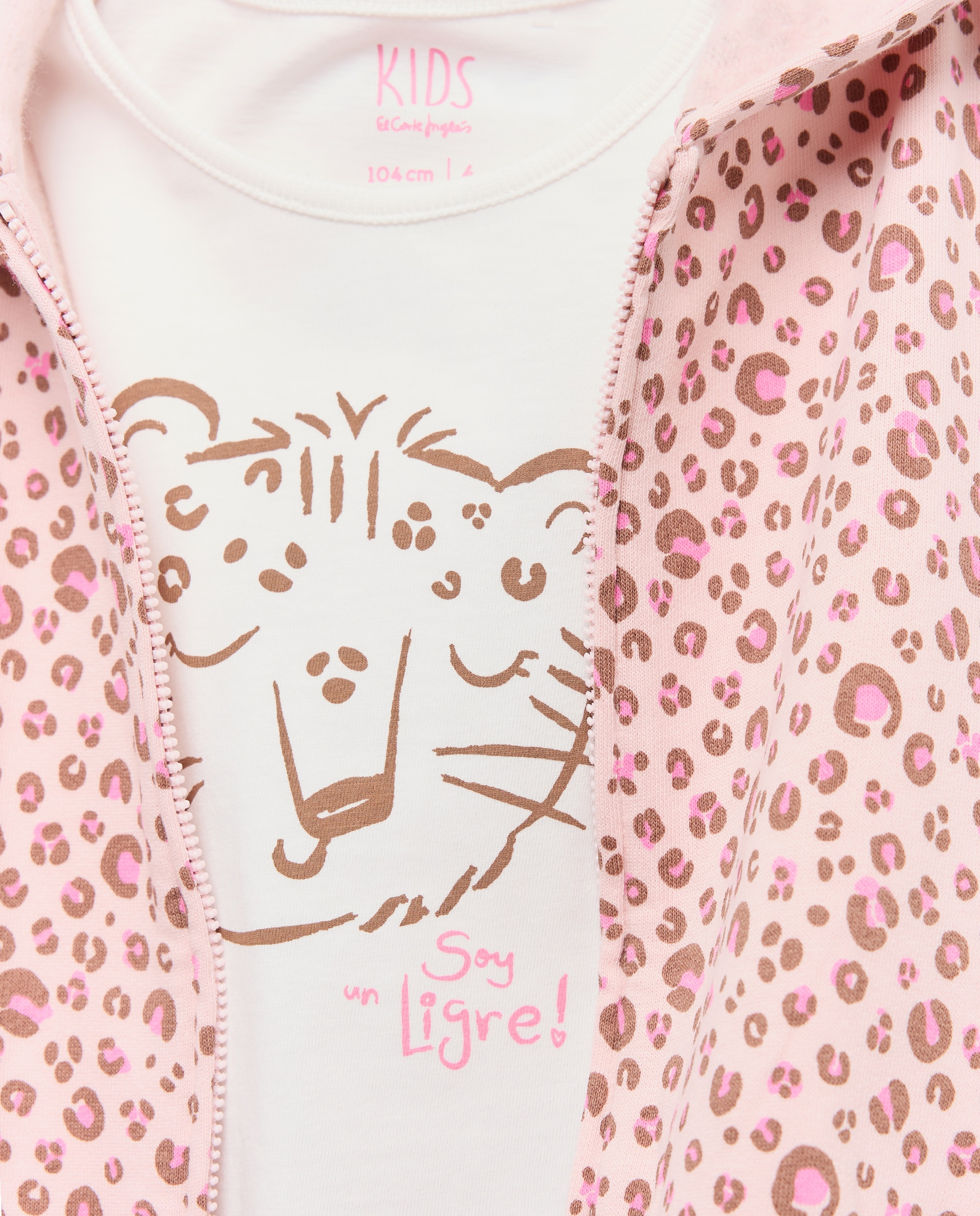 Conjunto de Três Peças de Criança em Fantasia com Sweatshirt Aberta com Capuz e Estampado All Over e Calças com Estampado Animal All Over Rosa-5