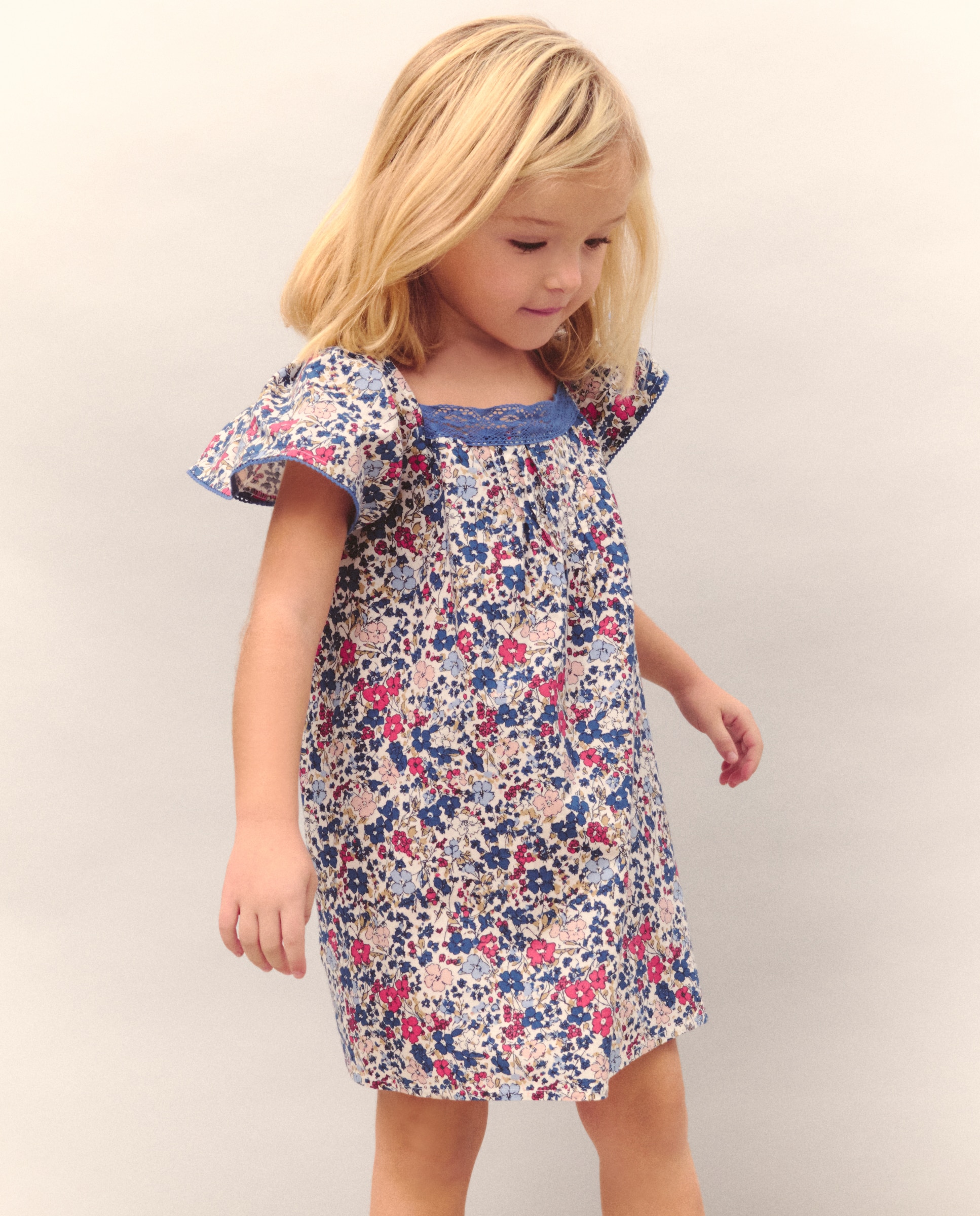 Vestido Estampado de Manga Curta em Popelina com Renda no Decote Kids El Corte Inglés Azul-2