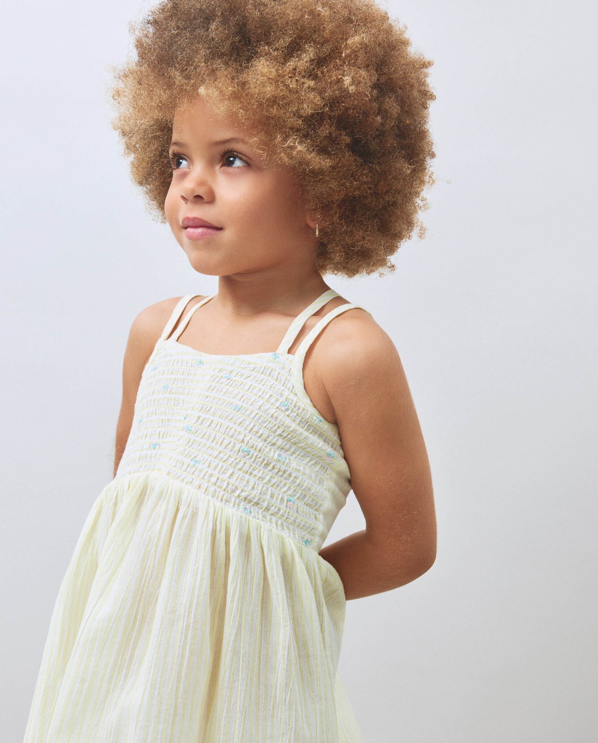 Vestido de Alças com Elásticos no Peito e Bordado Kids El Corte Inglés Amarelo-4
