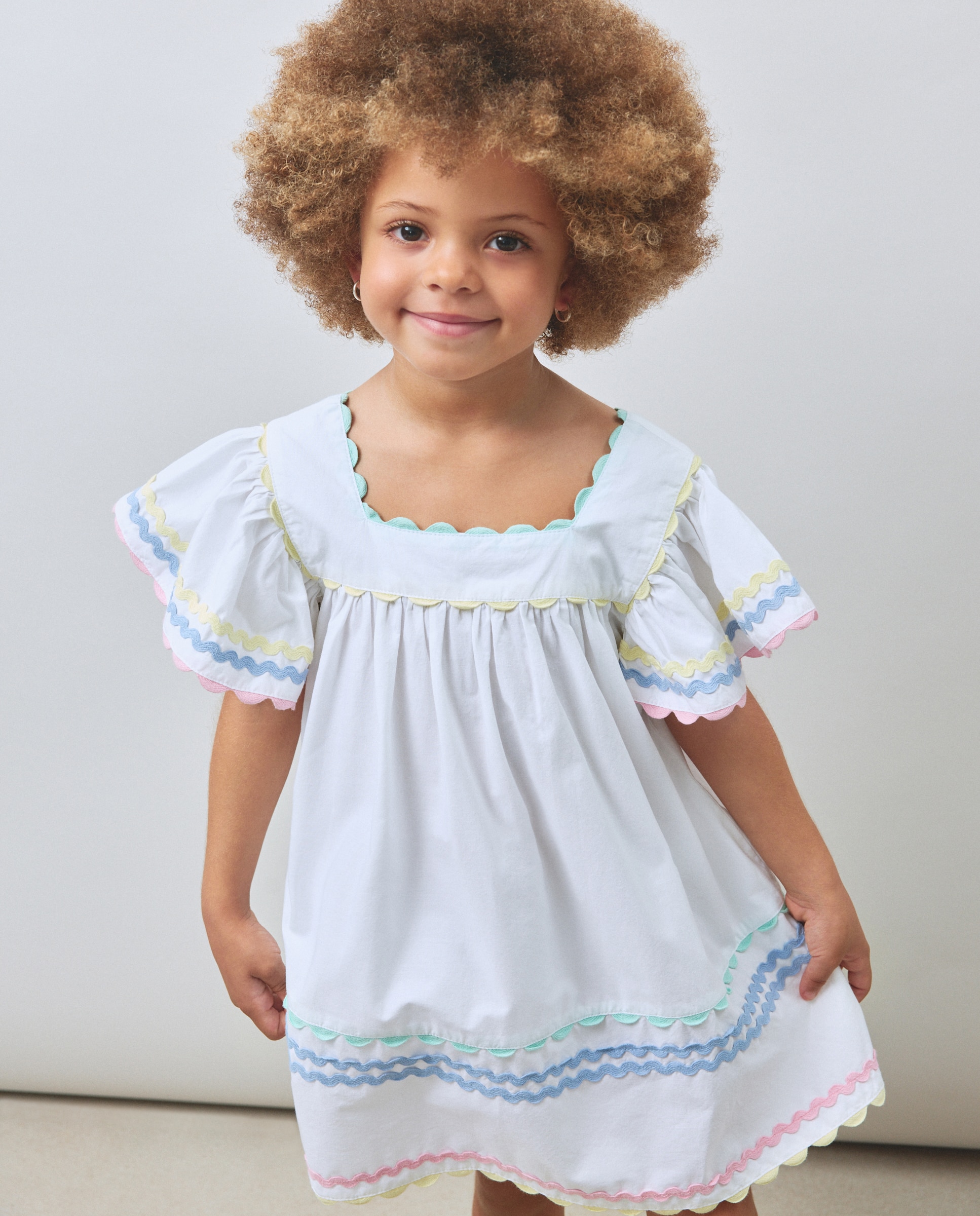 Vestido de Manga Curta em Popelina com Fitas Gregas às Cores - Branco Kids El Corte Inglés Branco-2