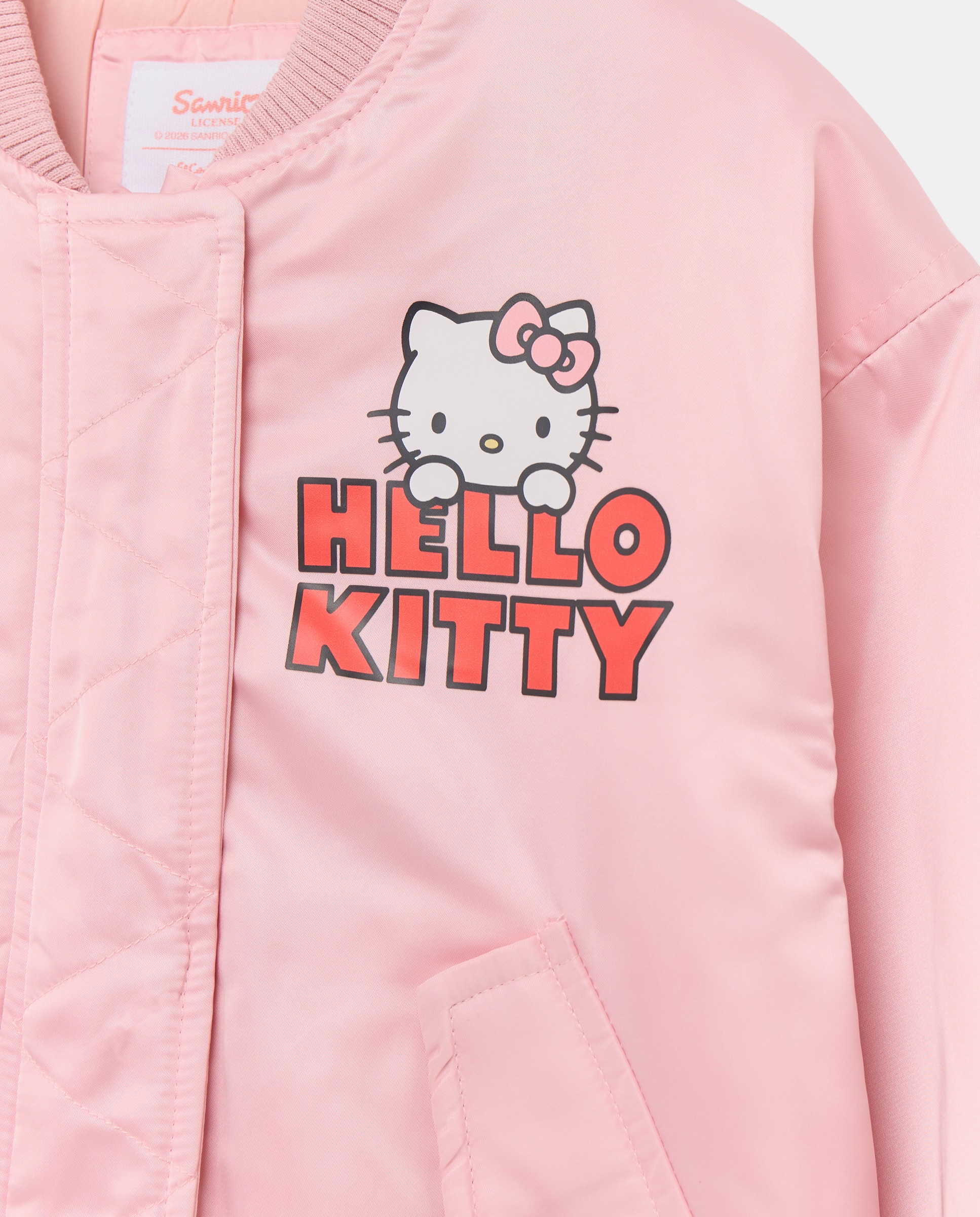 Blusão Acolchoado Tipo Bomber com Estampado Posicional Hello Kitty nas Costas Rosa-2
