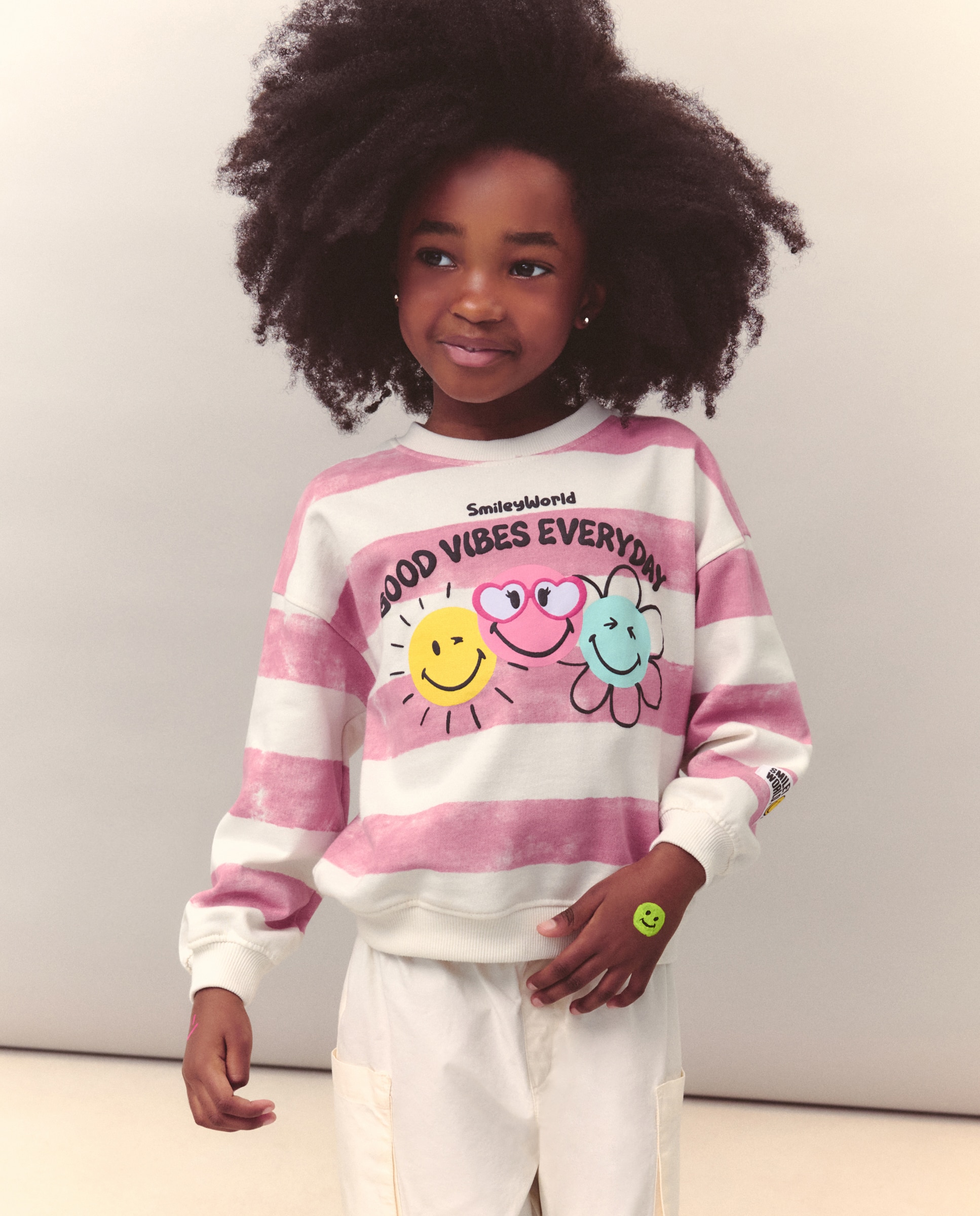 Sweatshirt com Estampado Posicional Rosa-2