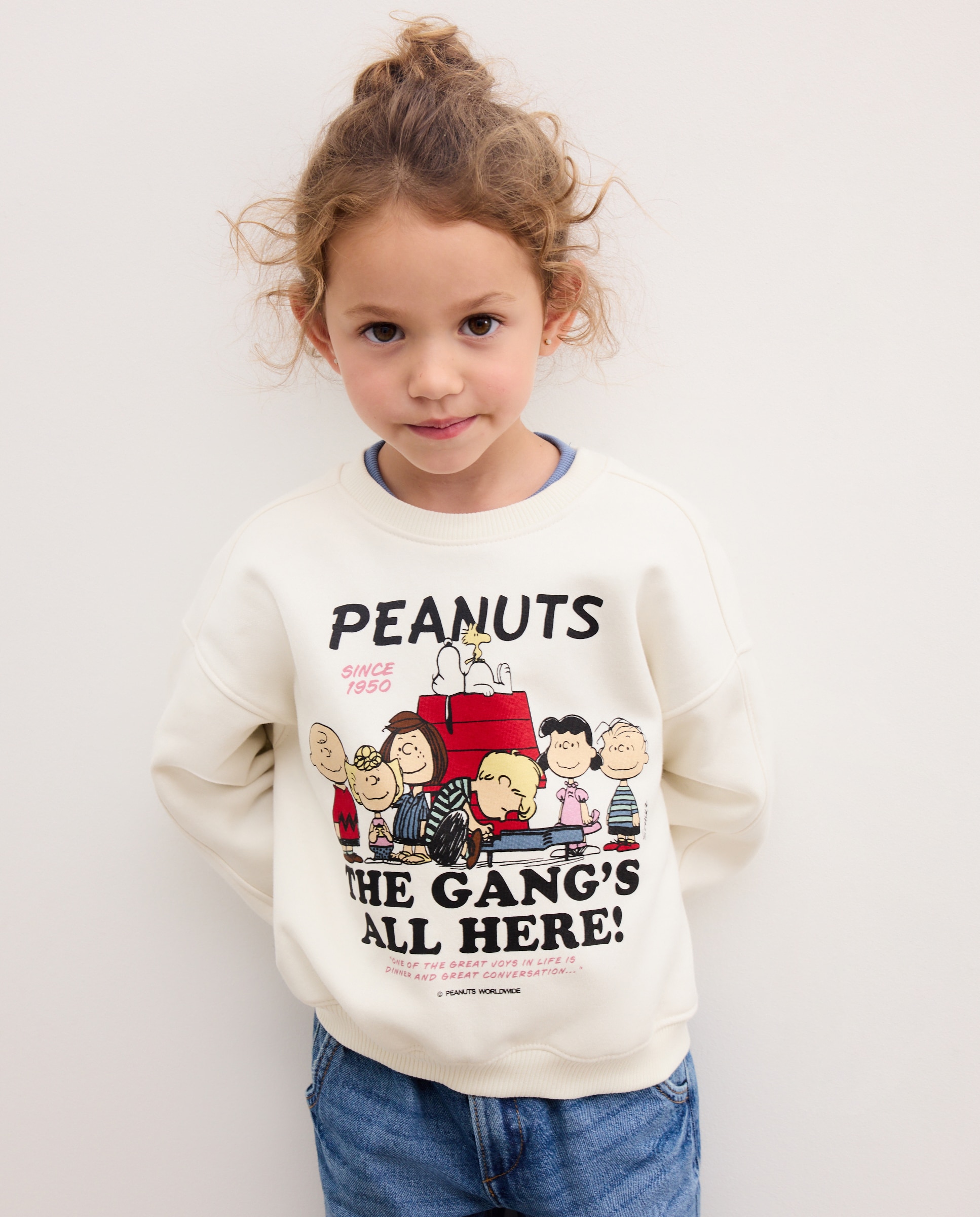 Imagem 0 de Sweatshirt de Criança com Estampado Posicional SNOOPY e os seus Amigos