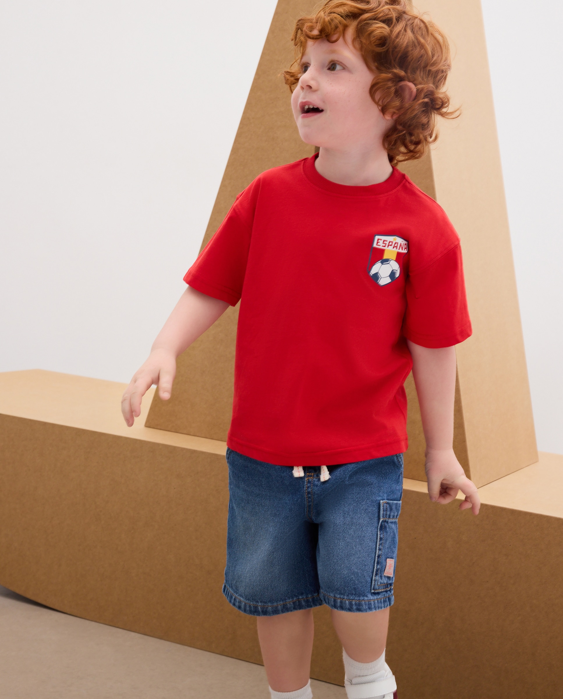 T-shirt de Manga Curta e Gola Redonda Mundial para Criança Kids El Corte Inglés 600 Vermelho-1