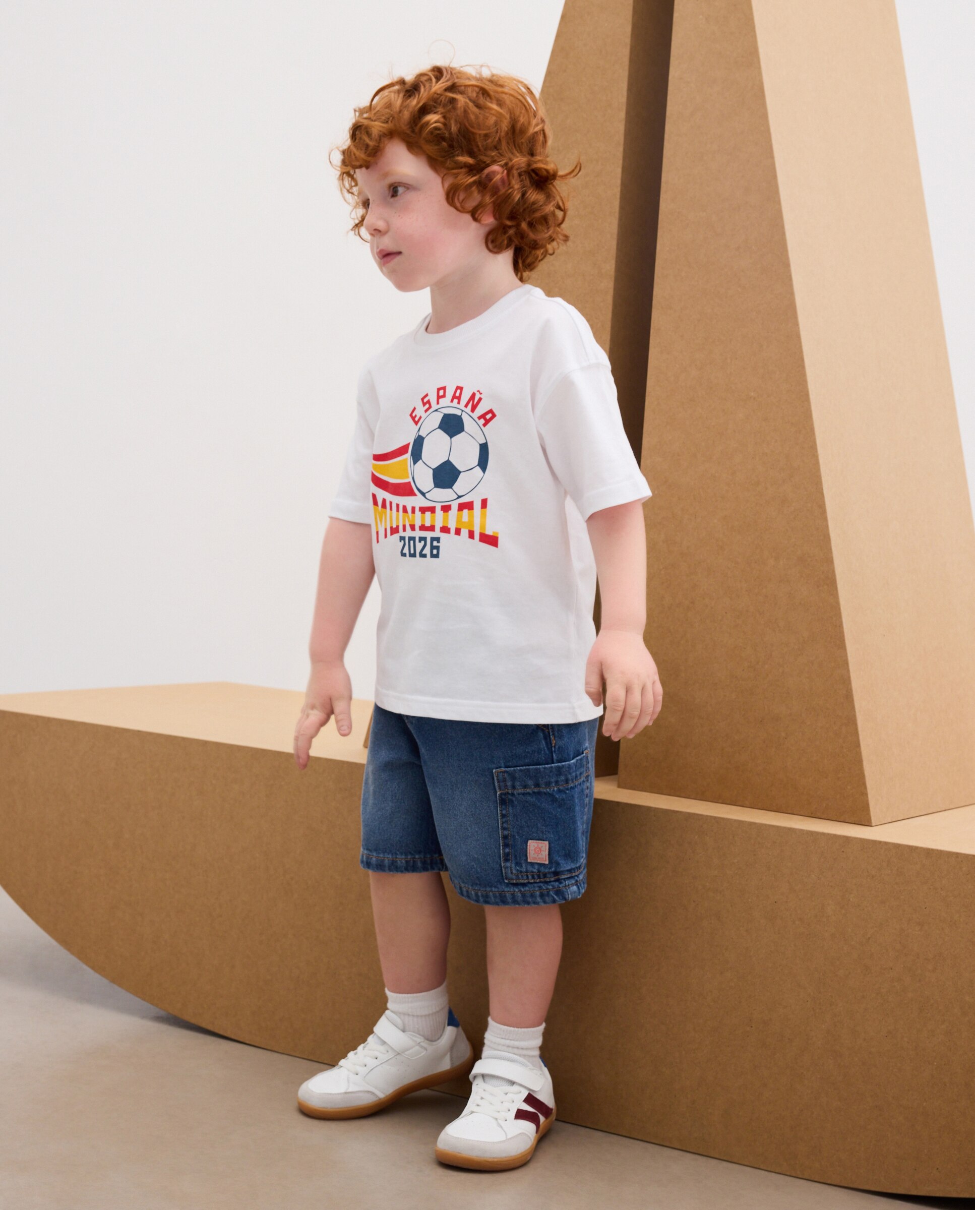 Camiseta manga corta y cuello caja mundial para niños - Kids El Corte Inglés - Blanco Blanco-2