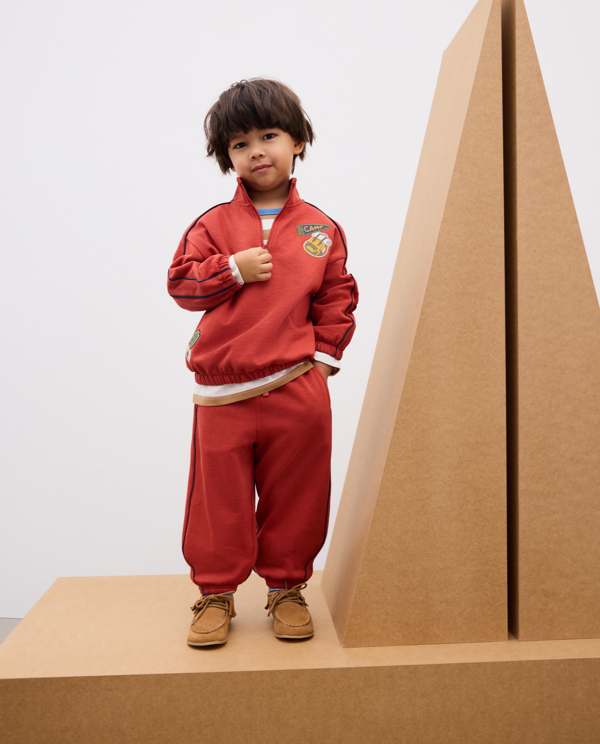 Pantalón felpa tipo jogger con piping de niño - Kids El Corte Inglés - 770 Terracota 770 Terracota-1