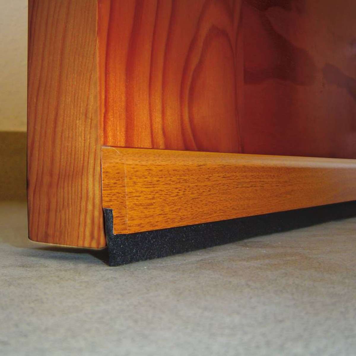 Imagem 0 de Tapa-Frinchas Adesivo Madeira - 91,5 cm