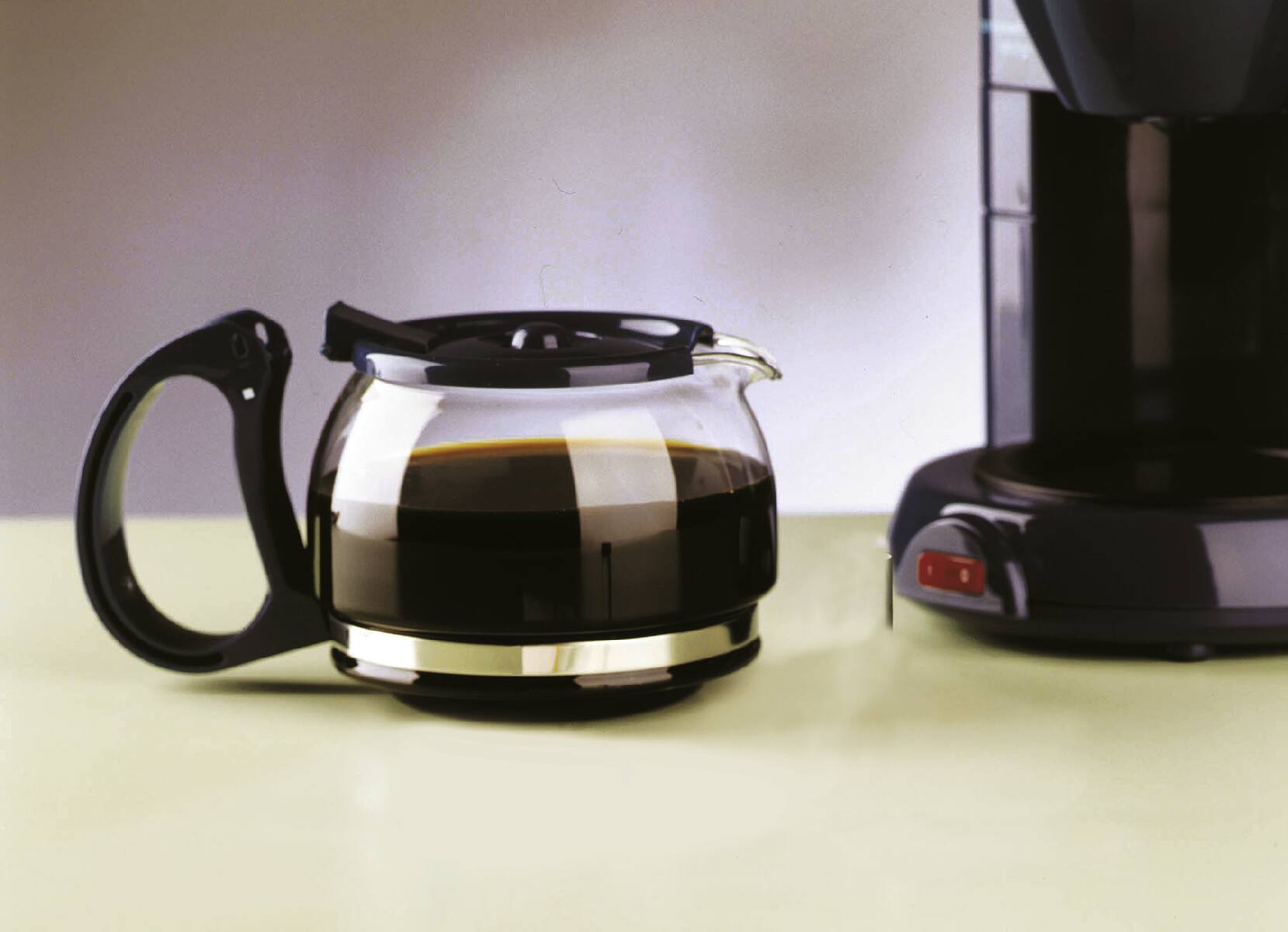 Cola Plásticos Difíceis - 3 g + 4 ml Transparente-2