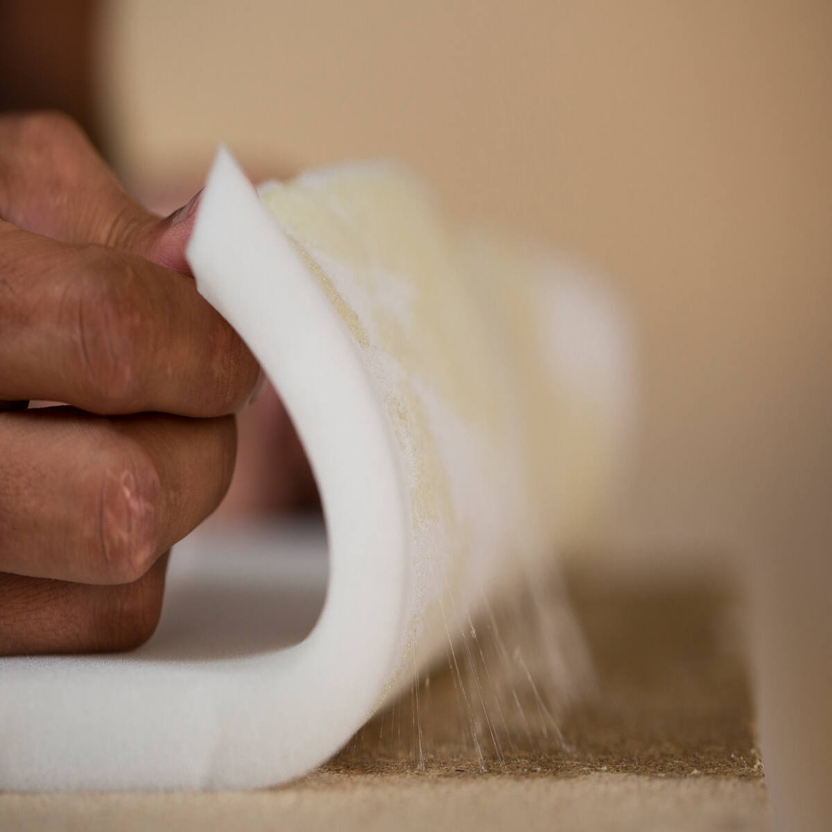 Cola de Contacto Pincel Fácil Aplicación 250 ml Miel-2