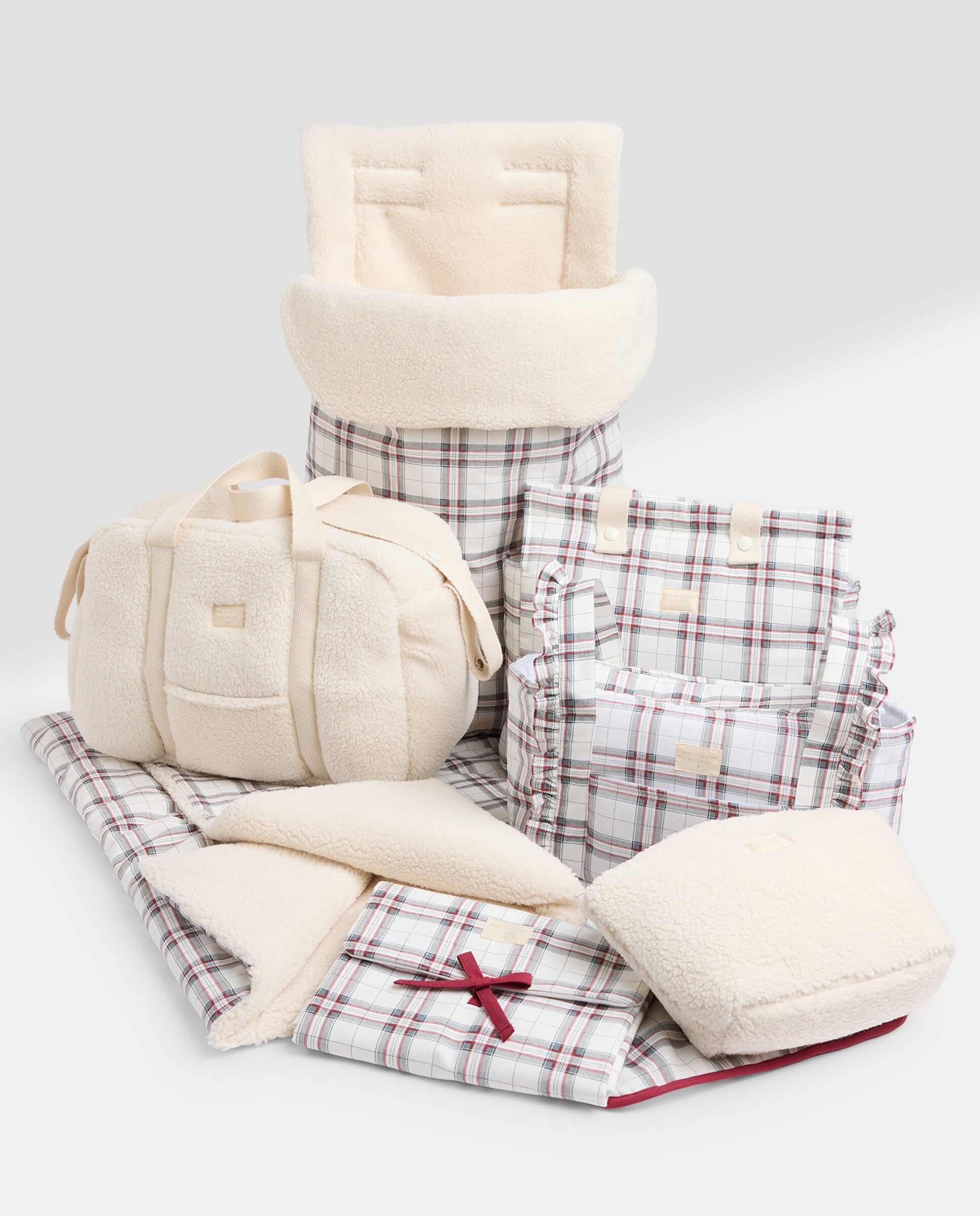 Colchoneta universal para silla de paseo cuadros invierno Burdeos-4