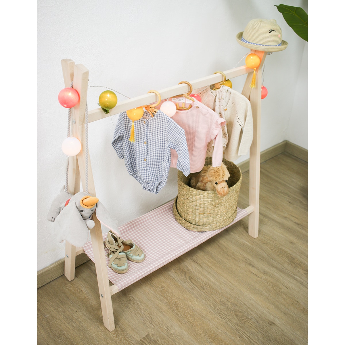 Perchero Plastimyr de madera The Good Wood Vichy rosa Madera / Rosa-8