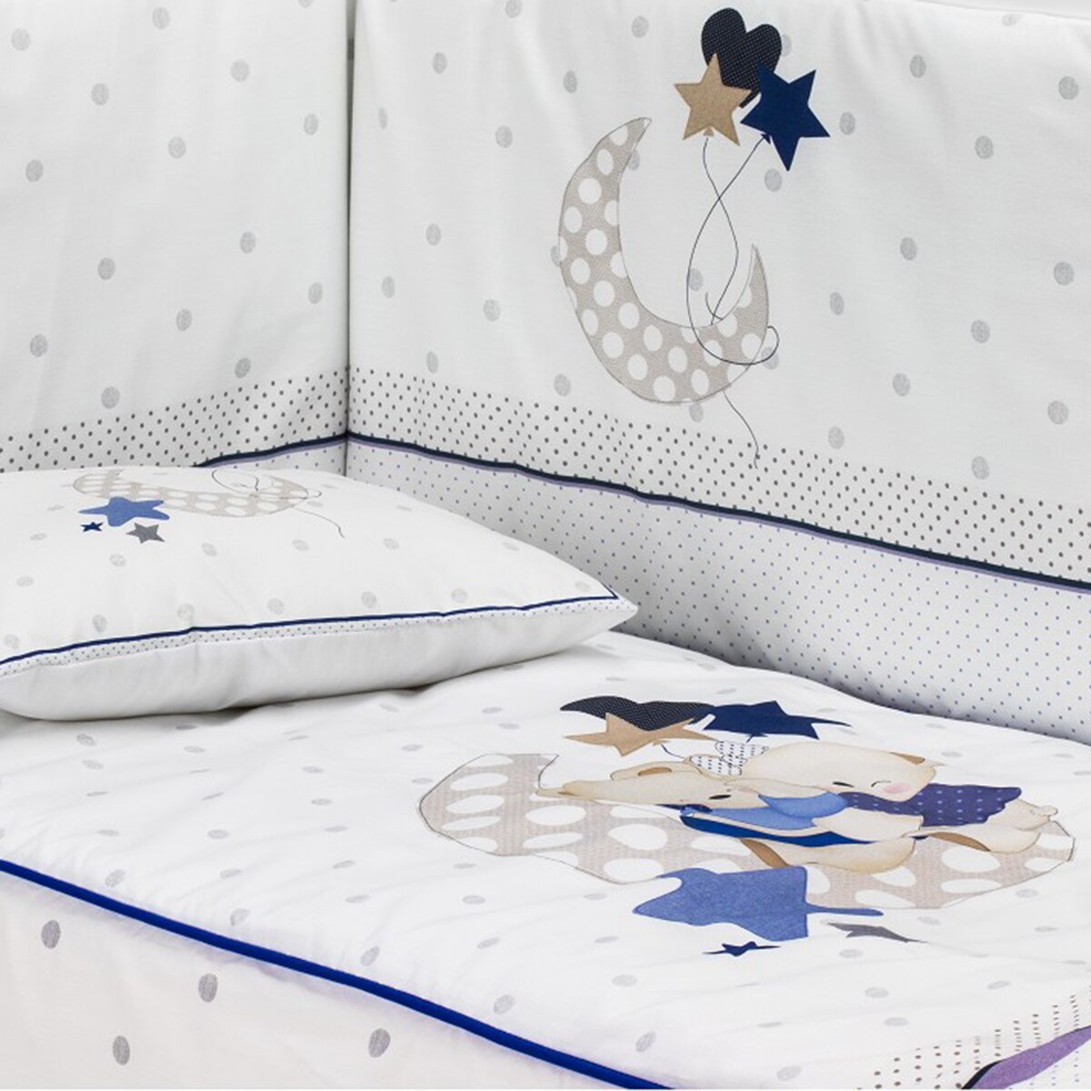Cuna Interbaby Lovely Premium con edredón y protector oso amoroso azul Azul-3