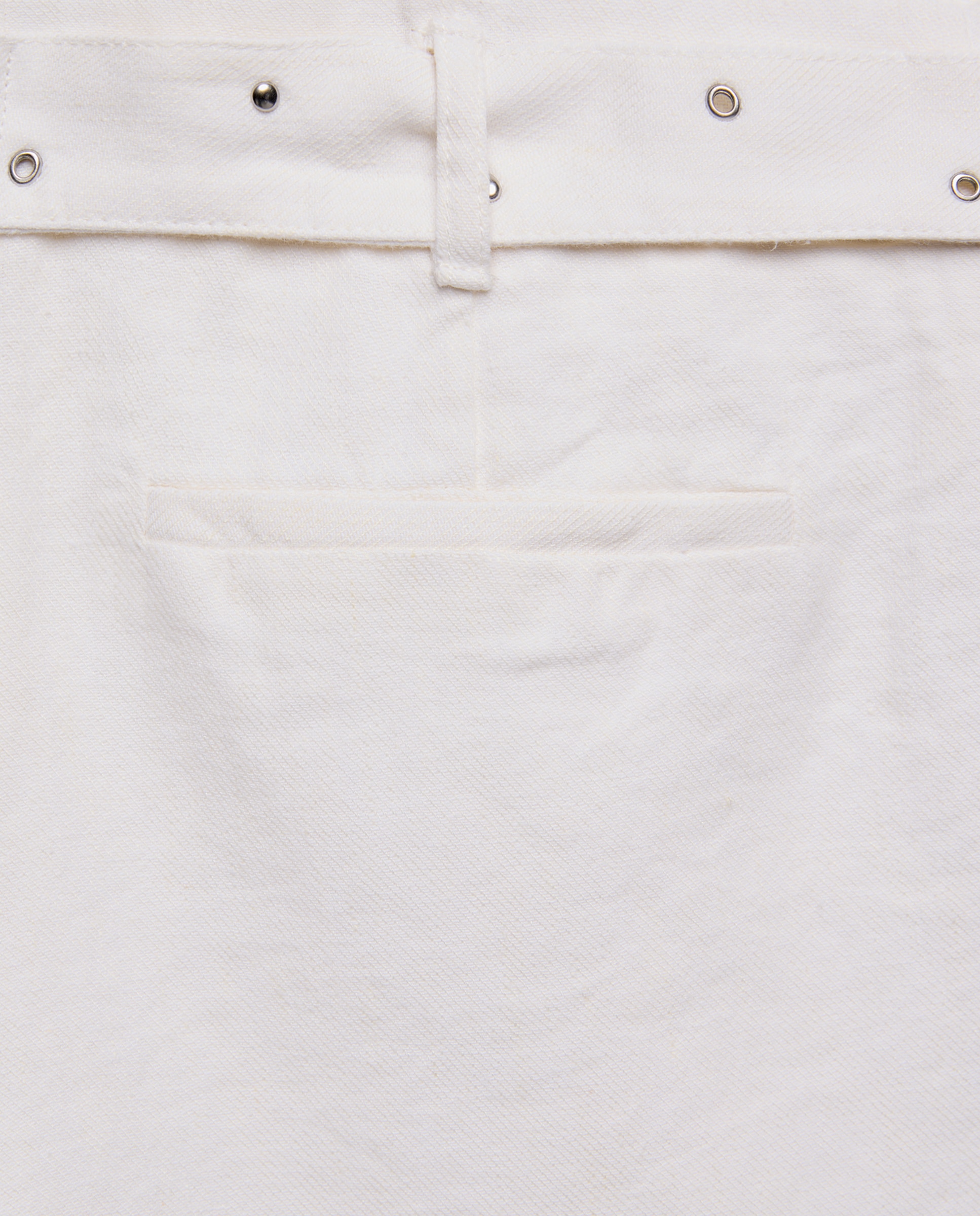 Bermudas de Linho com Cinto de Tachas Stone Washed Coconut El Corte Inglés 120 Cru-6