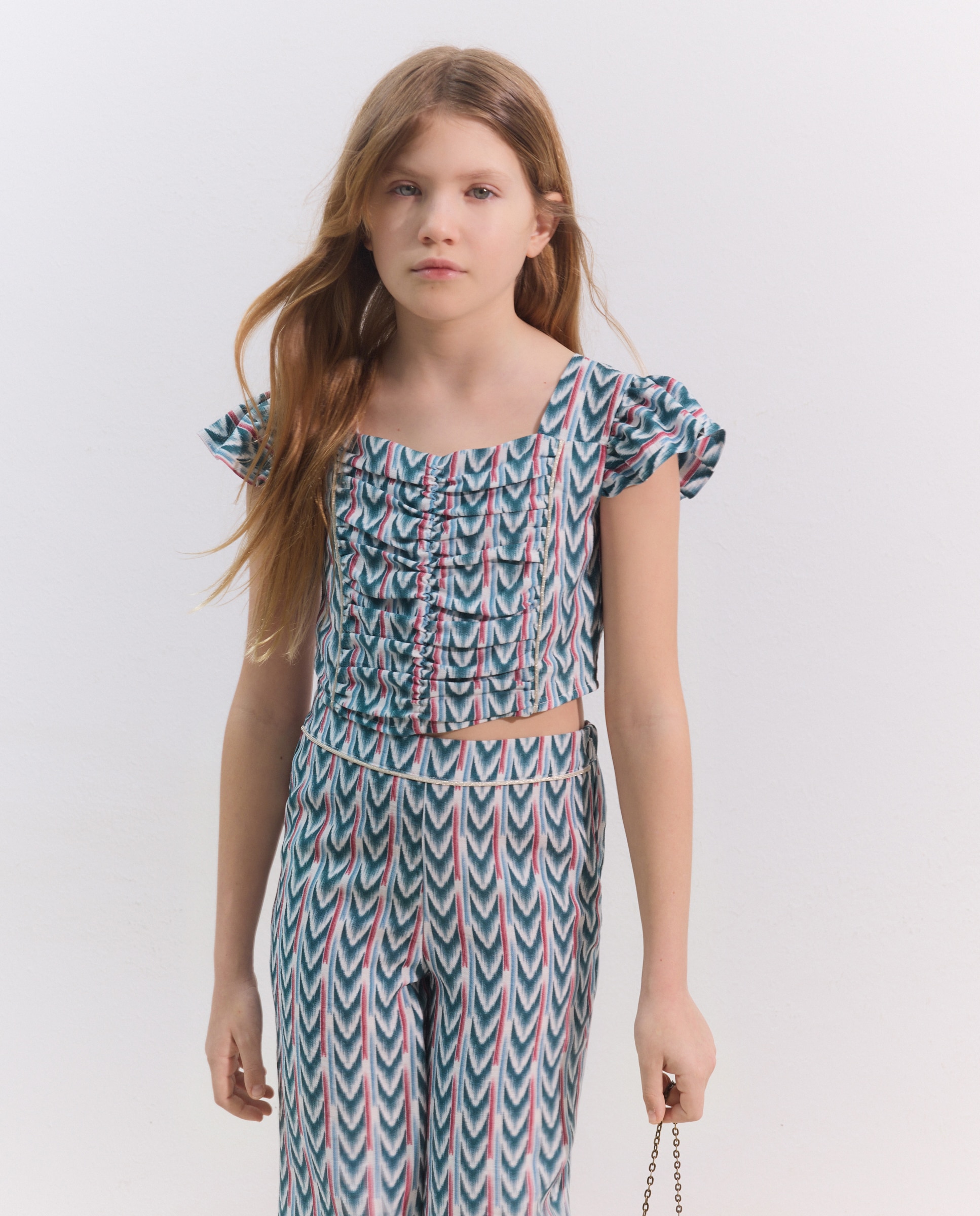 Imagem 0 de Blusa de Manga Curta com Franzidos e All Over Print de Chevron