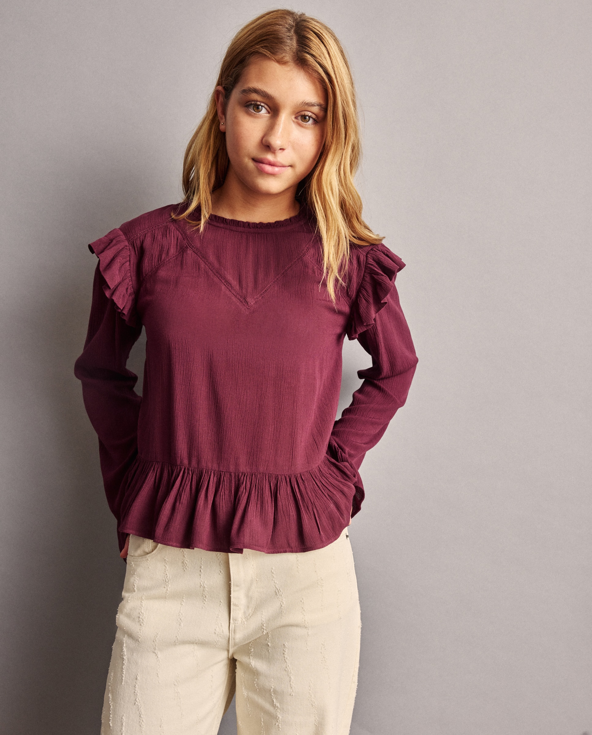 Blusa de Viscose com Manga Comprida e Folhos Ameixa-3