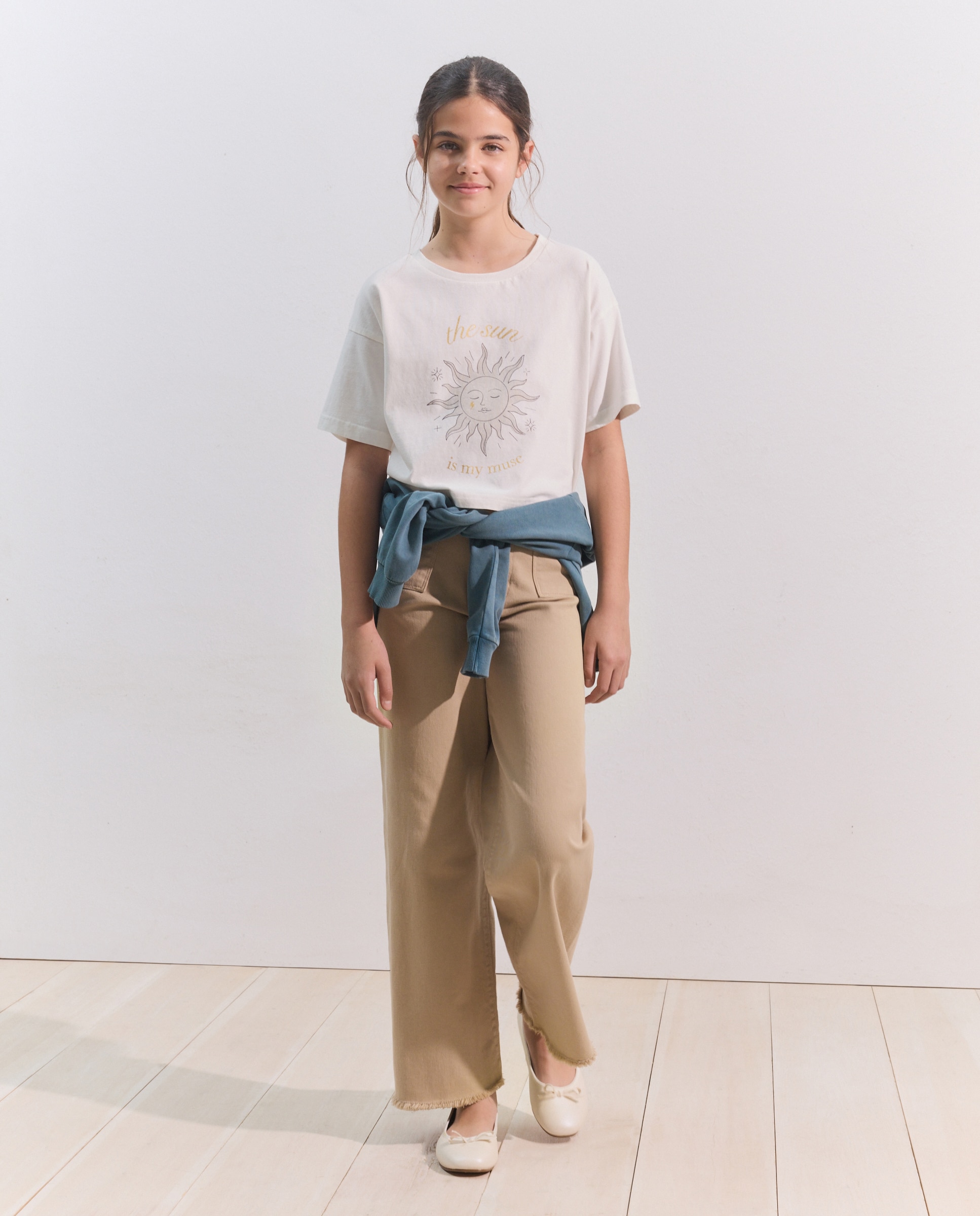 Imagem 0 de T-shirt Cropped sem Mangas e com Fantasia