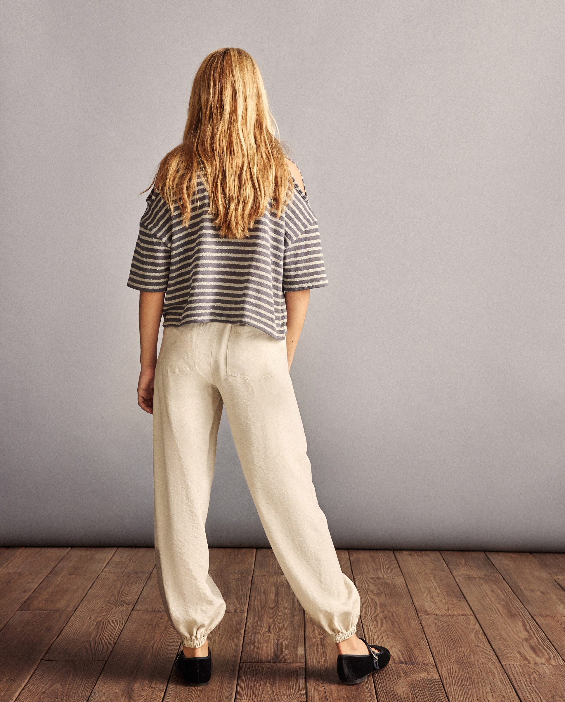 Calças Carrot de Viscose com Tachas e Ilhoses Coconut El Corte Inglés Bege-4