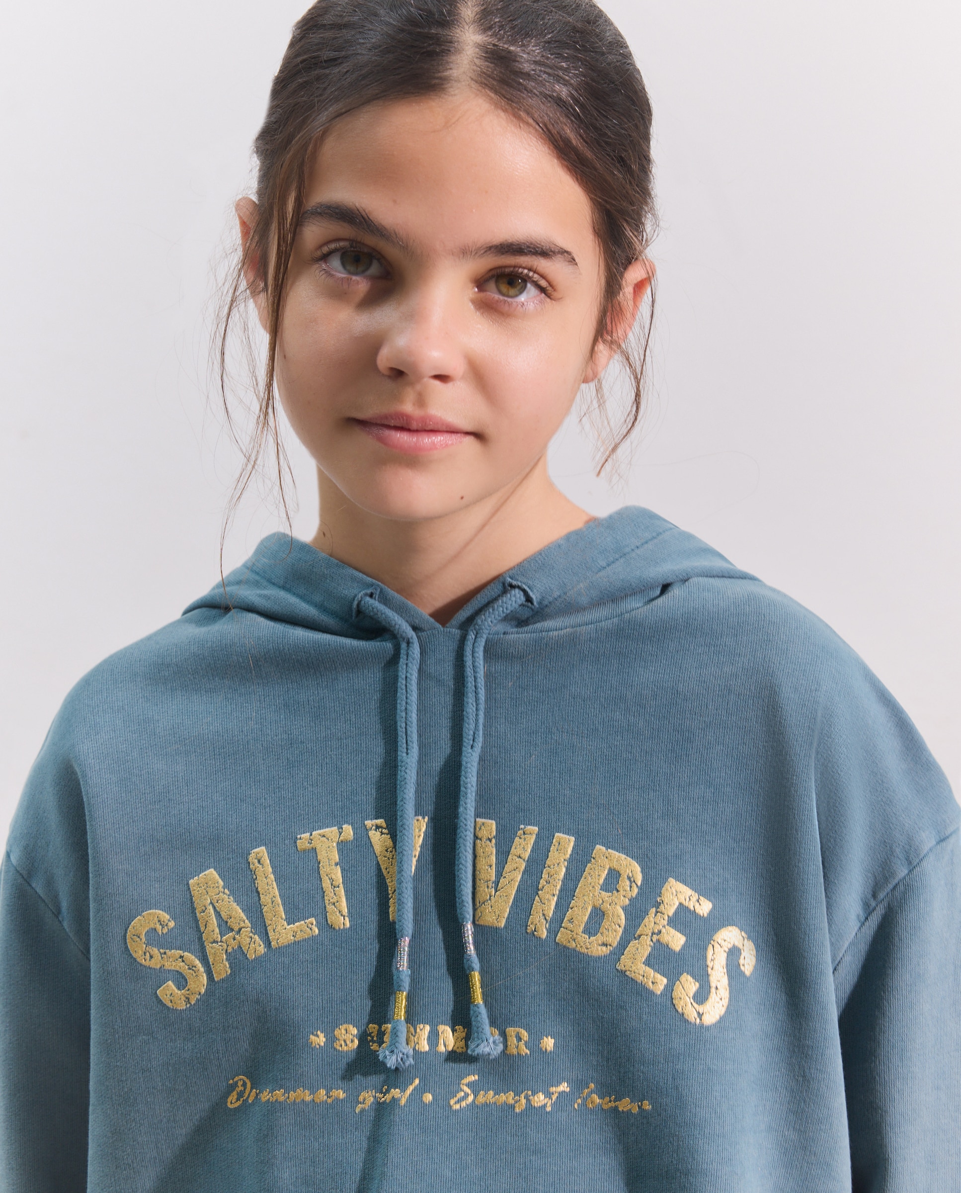 Sweatshirt Cropped com Capuz e Fantasia Esmeralda-4