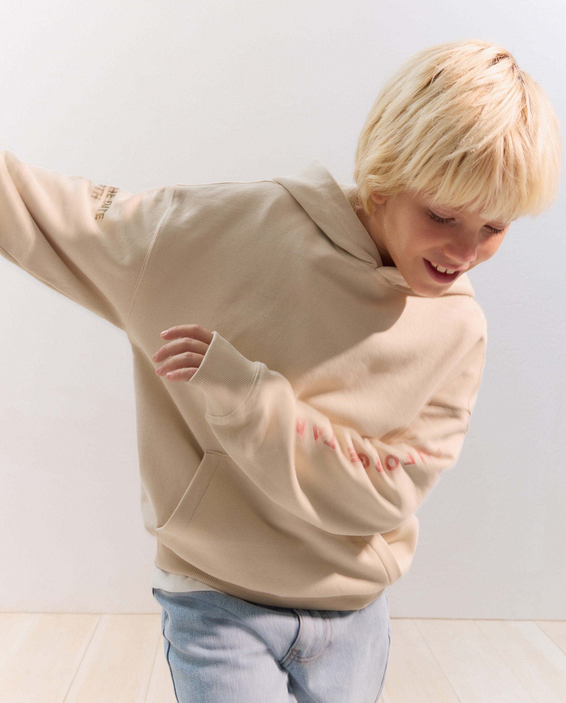 Sweatshirt com Capuz e Bolso Canguru Coconut El Corte Inglés 120 Cru-3