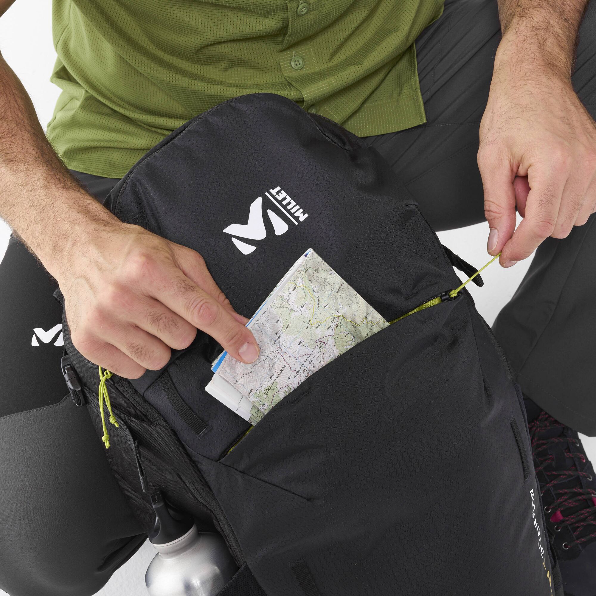 Mochila Yari 30 Airflow Preto-11
