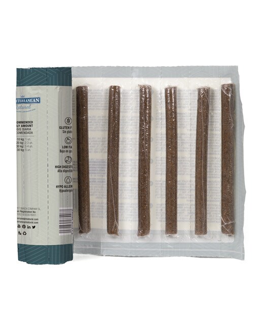 Snack para perros adultos Mediterranean Natural Serrano sticks pato 16 x 12 g 2