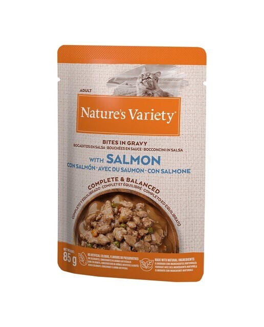 Comida húmeda para gatos adultos Nature's Variety bocaditos en salsa salmón 85 g