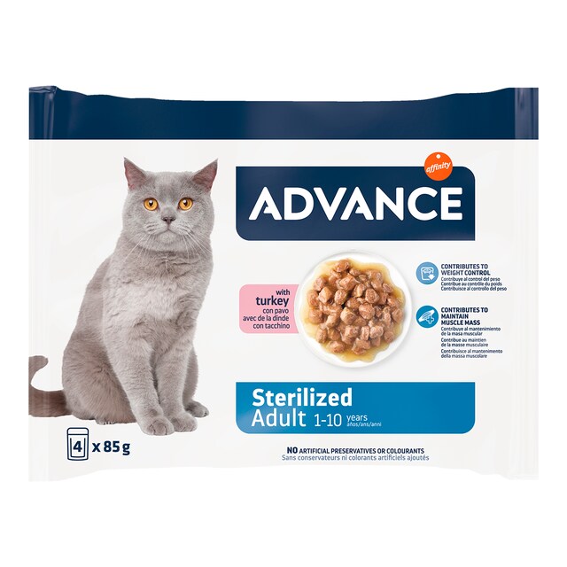 Comida húmeda para gatos adultos esterilizados Advance pavo en salsa