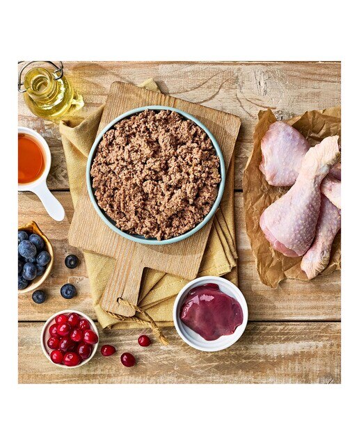 Comida húmeda para gatos adultos esterilizados Naturo Indoor paté pollo 85 g 2