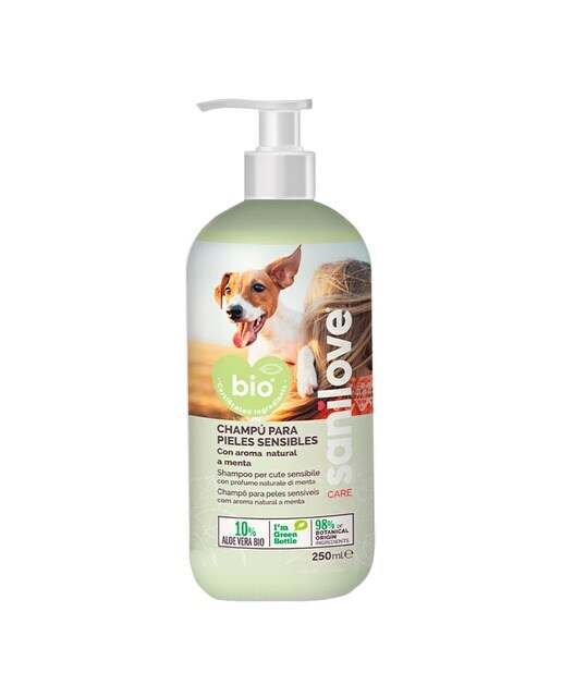 Champú piel sensible para perros adultos Bio Sanilove 250 ml