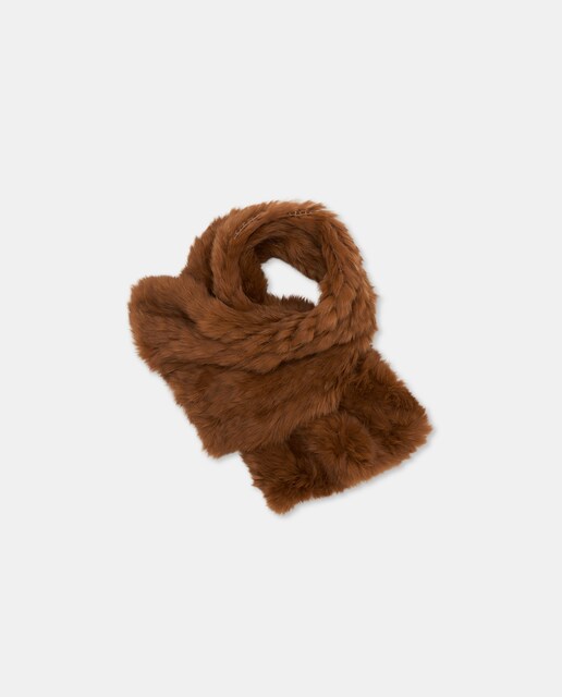 Imagem 0 de Gola Cruzada de Coelho