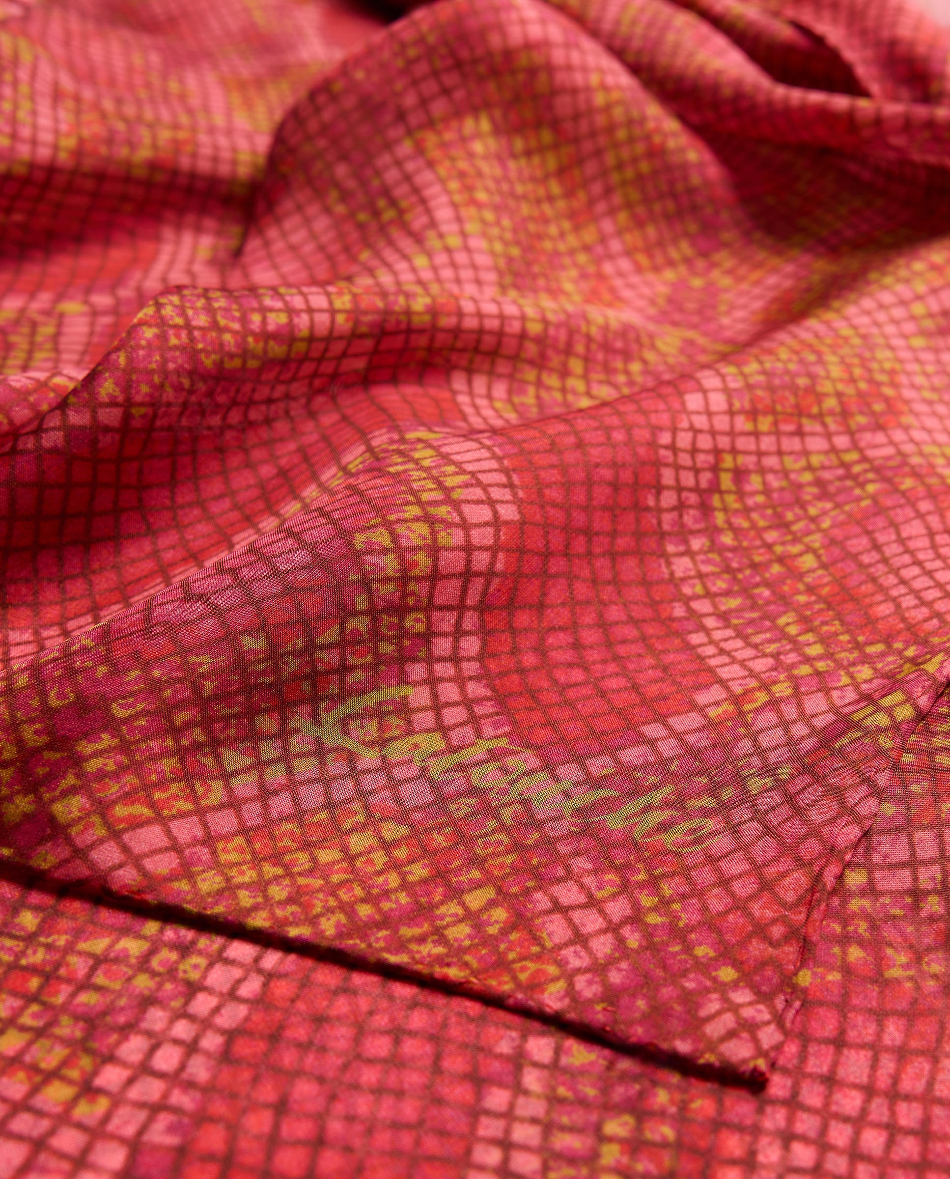 Chiffon 100% Seda com Estampado Rosa-3