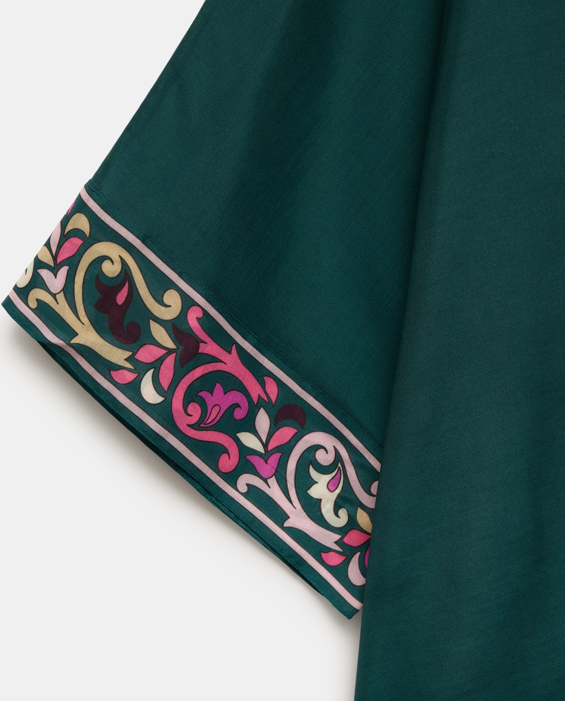 Conjunto com Estampado Posicional Retro 120 Cru-3