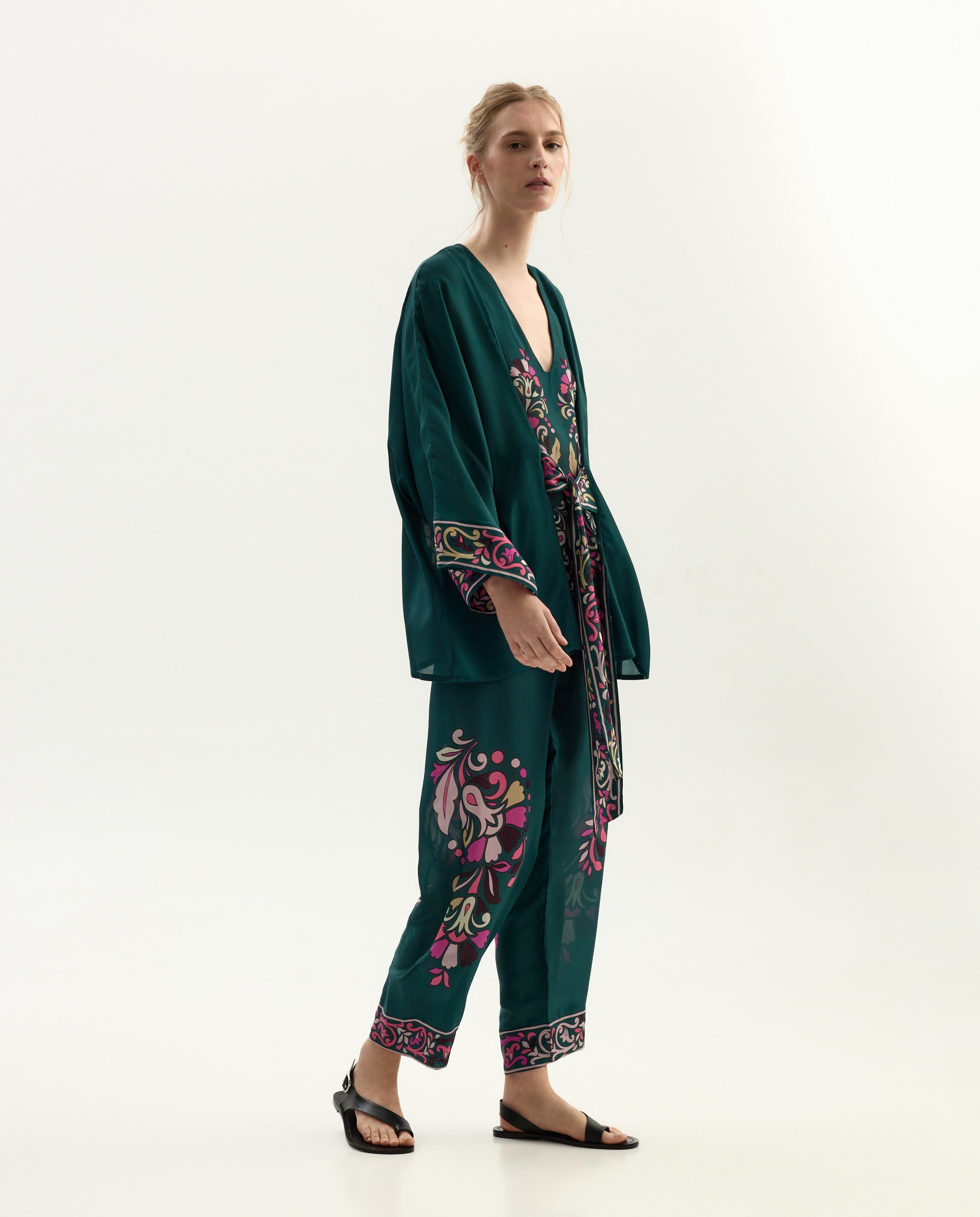 Conjunto com Estampado Posicional Retro 120 Cru-5