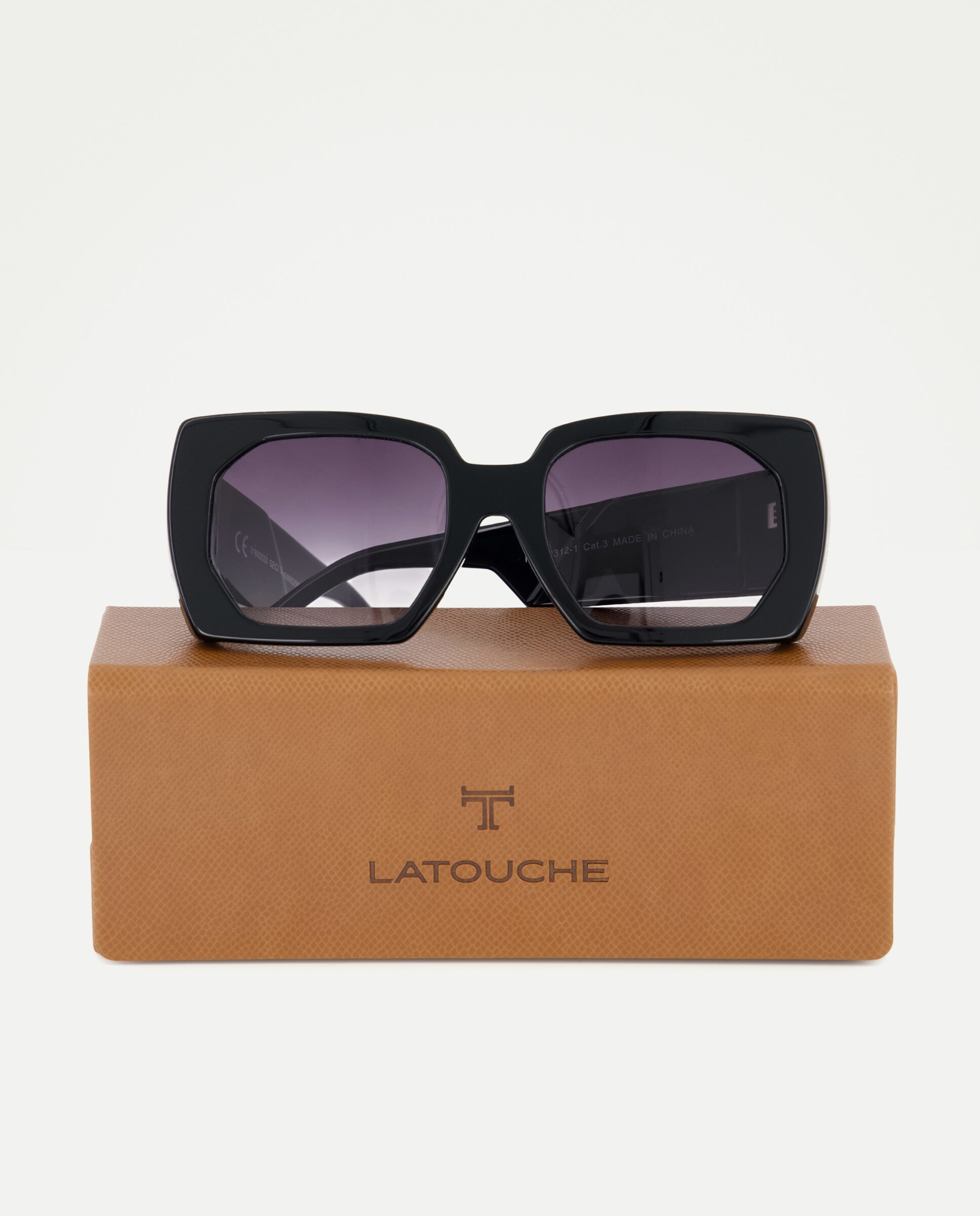 Óculos de Sol Retangulares com Degradé Preto-4