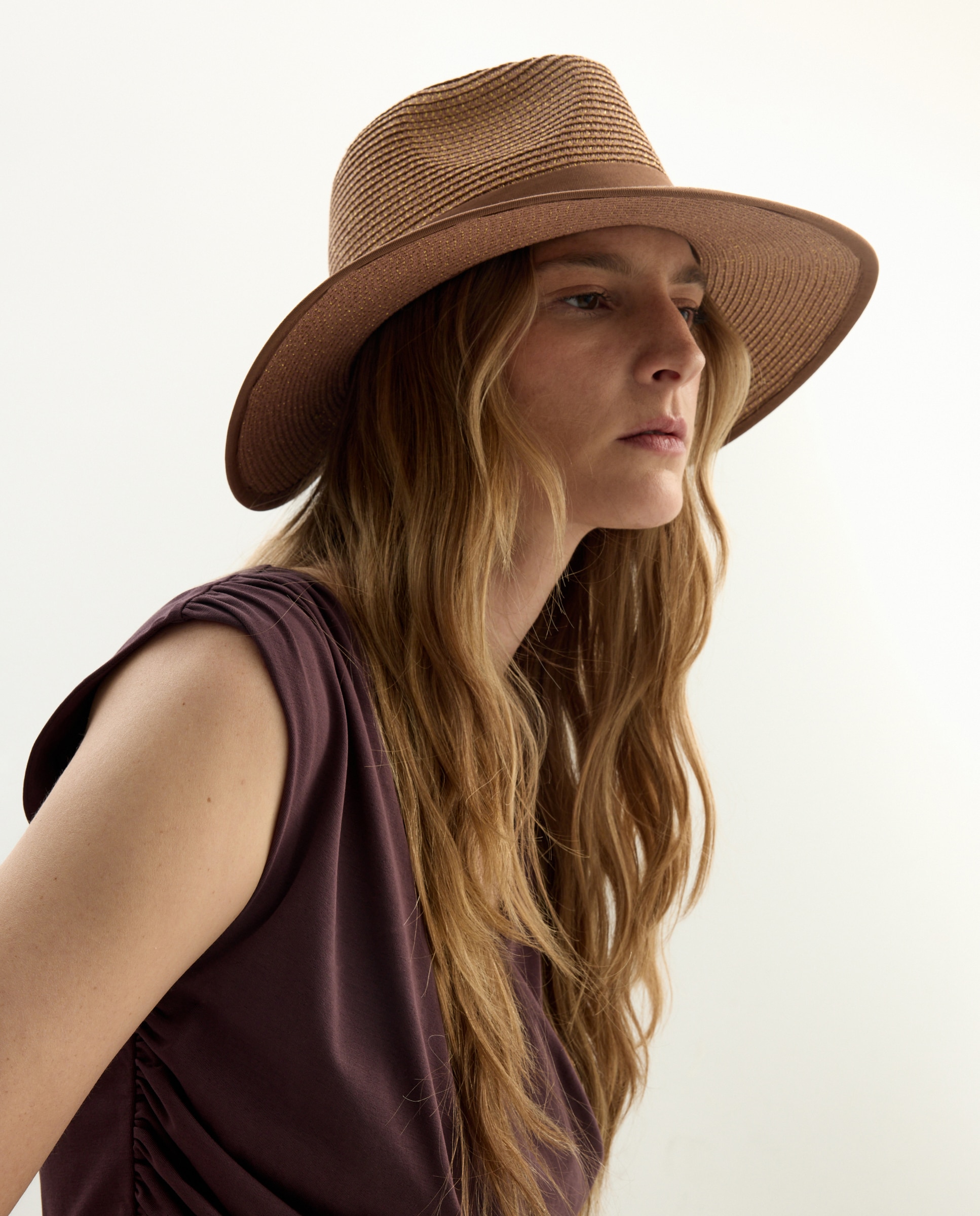 Boné de Fio Metalizado com Elástico Atrás 200 Rosa-3