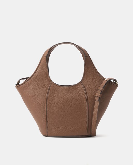 Imagen 0 de Bolso piping y cortes delanteros