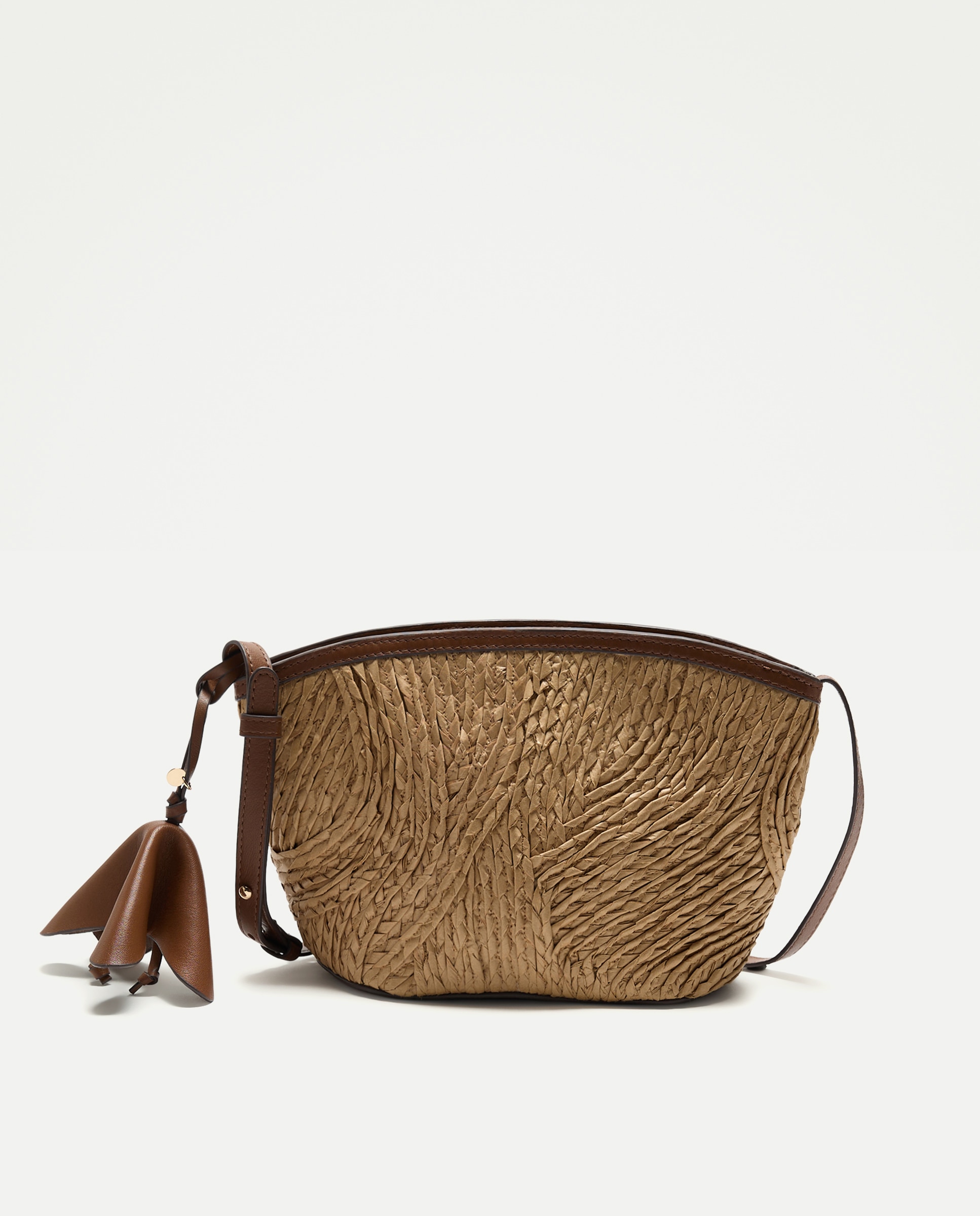 Imagem 0 de Mala a tiracolo de Ráfia Entrançada e Pele