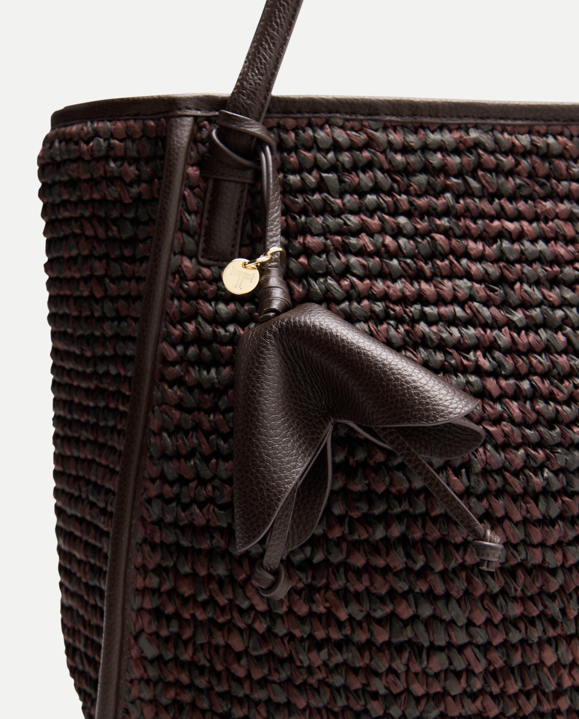 Shopper de Ráfia com Pele Chocolate-4