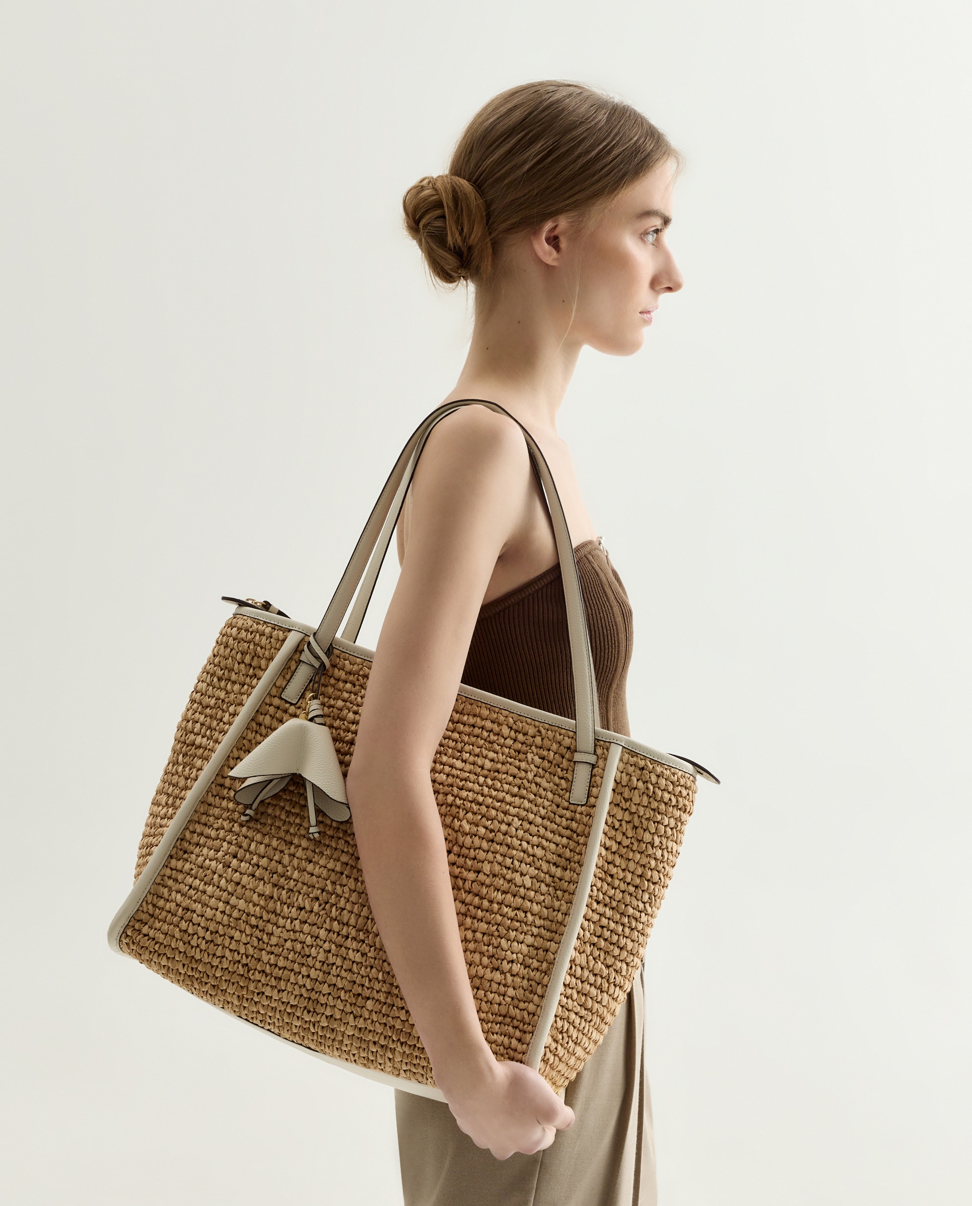 Shopper de Ráfia com Pele Branco-5