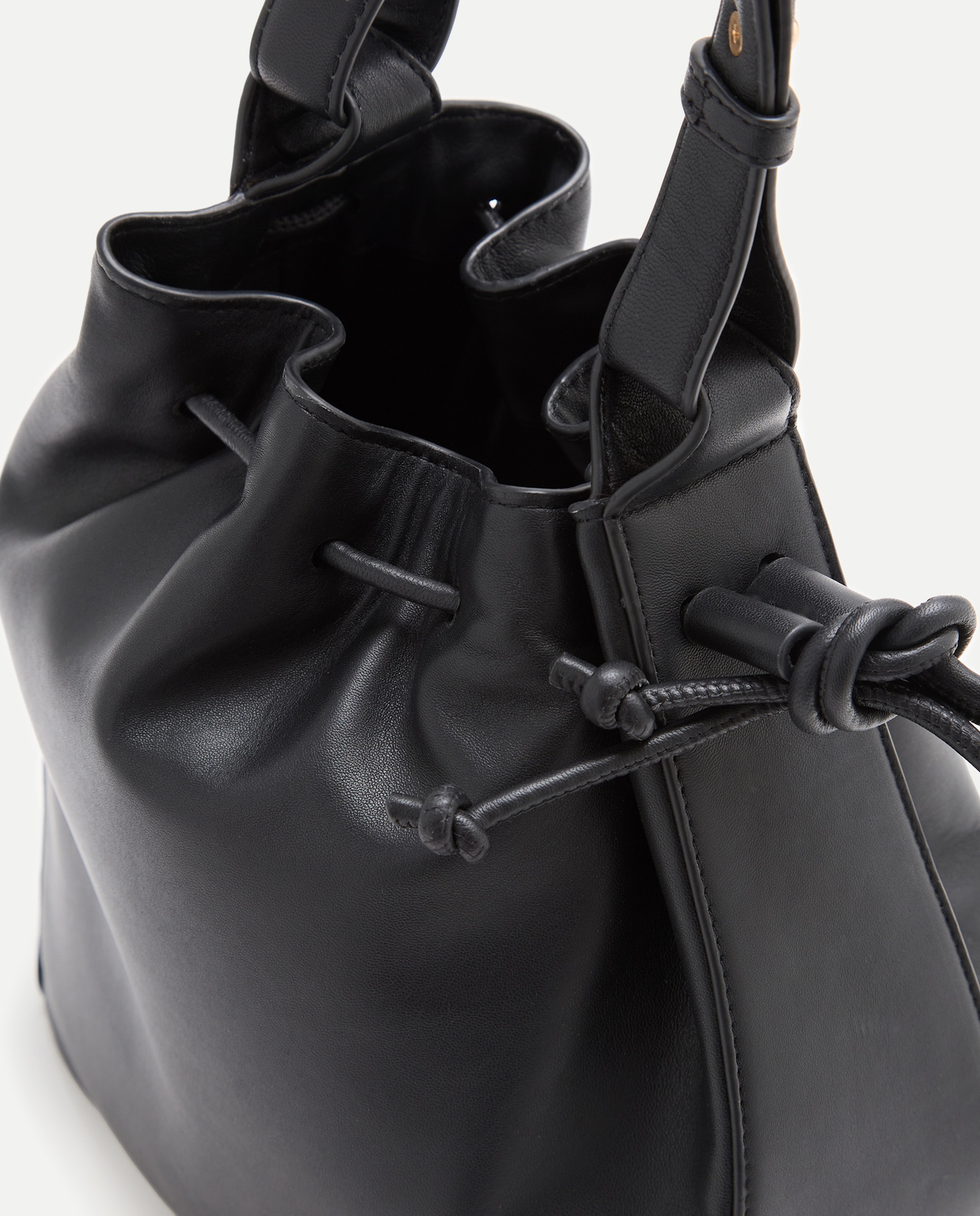 Bolso de hombro en piel de napa con cierre fruncido - Latouche - Chocolate Chocolate-3