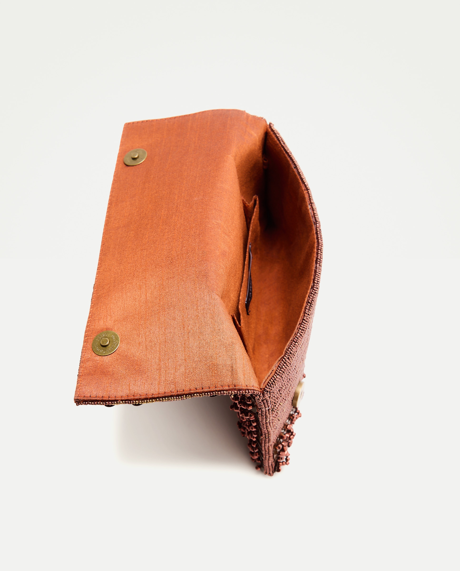 Mala Clutch Tipo Carteira com Brilhos Castanho-5
