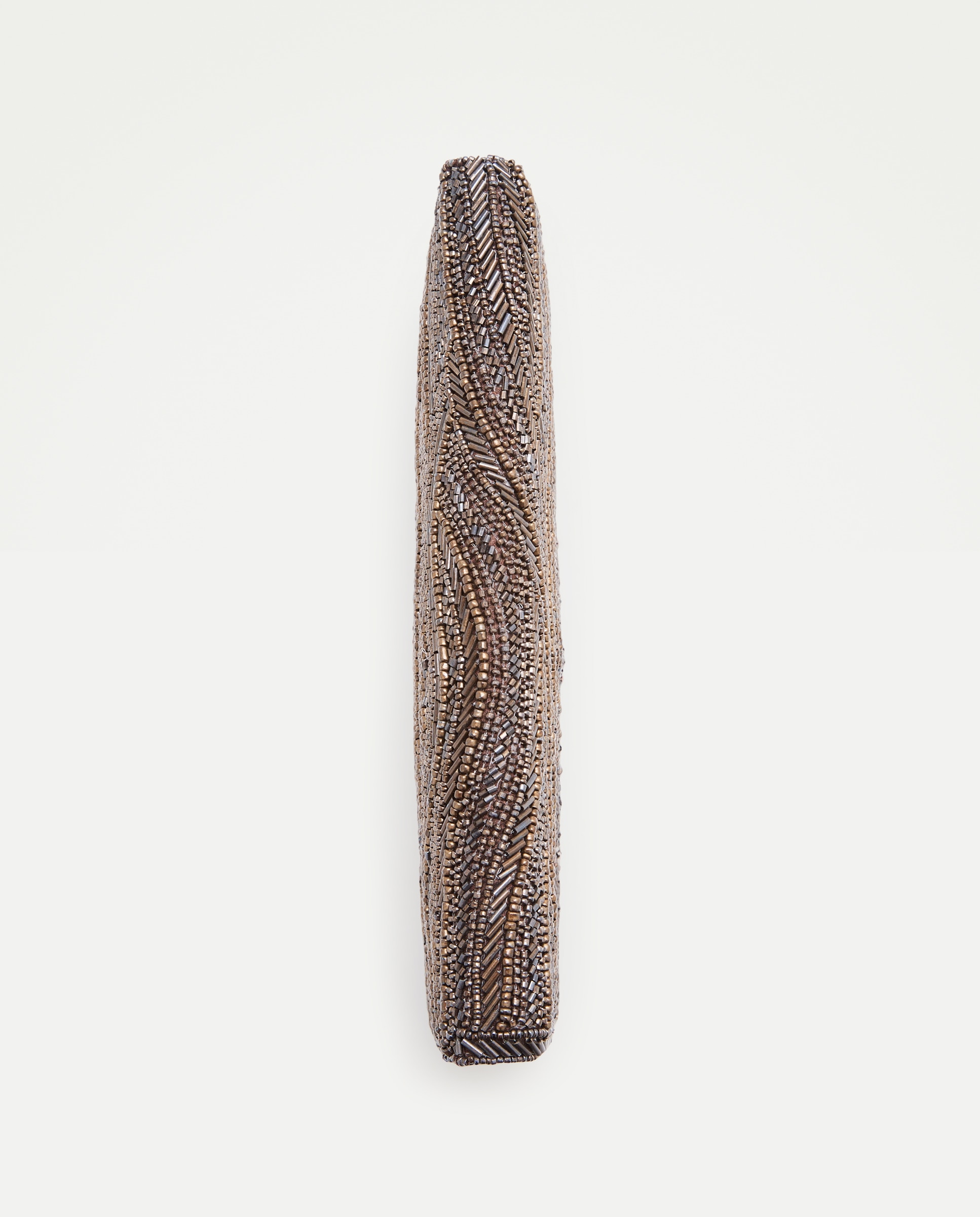Mala Clutch com Missangas em Ondas Chocolate-4
