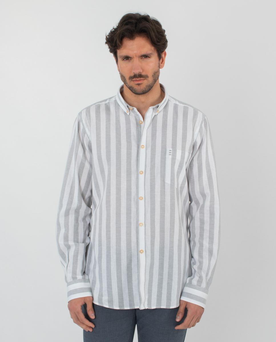 Imagem 0 de Camisa às Riscas