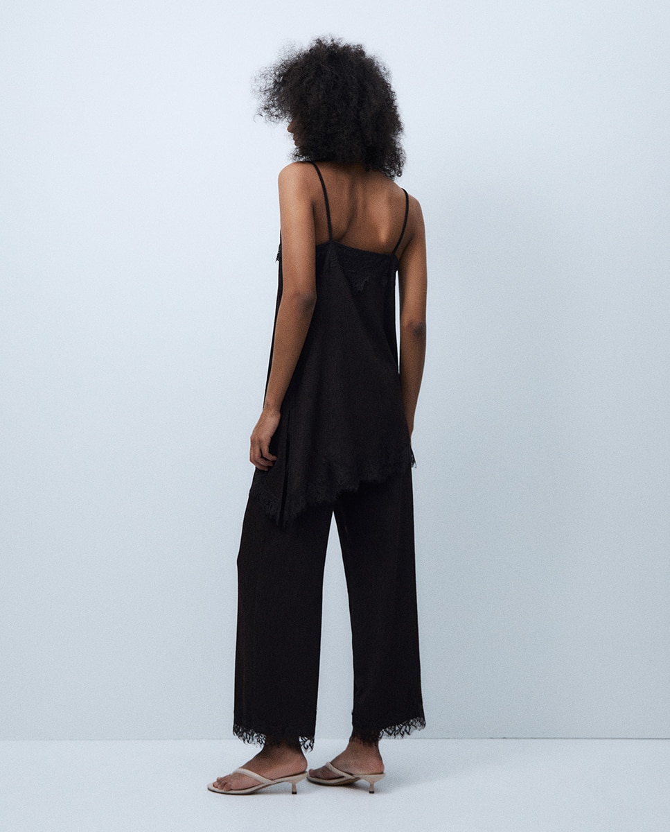 Blusa de Renda com Alças Chocolate-3