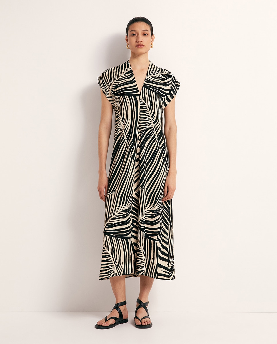 Imagem 0 de Vestido Tipo Túnica com Textura