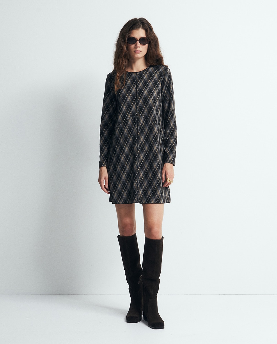 Imagem 0 de Vestido Mini Soft aos Quadrados