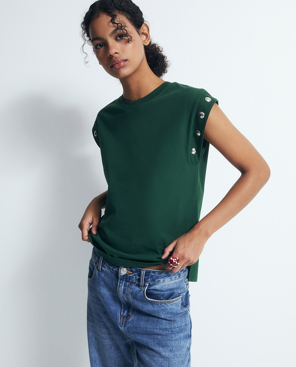 Imagem 0 de T-shirt Heavy Cotton com Tachas
