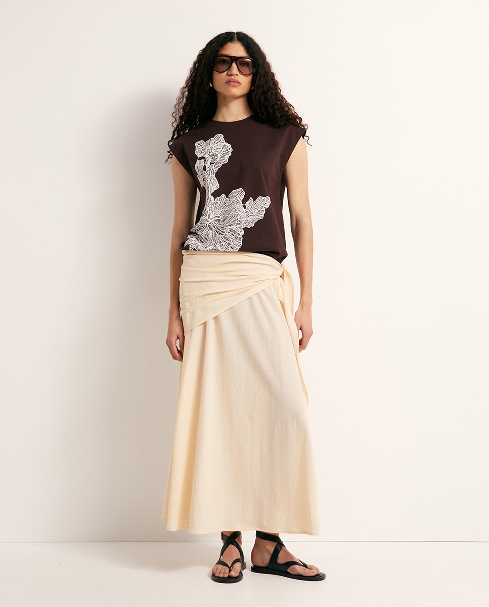 T-shirt com Estampado Chocolate-2