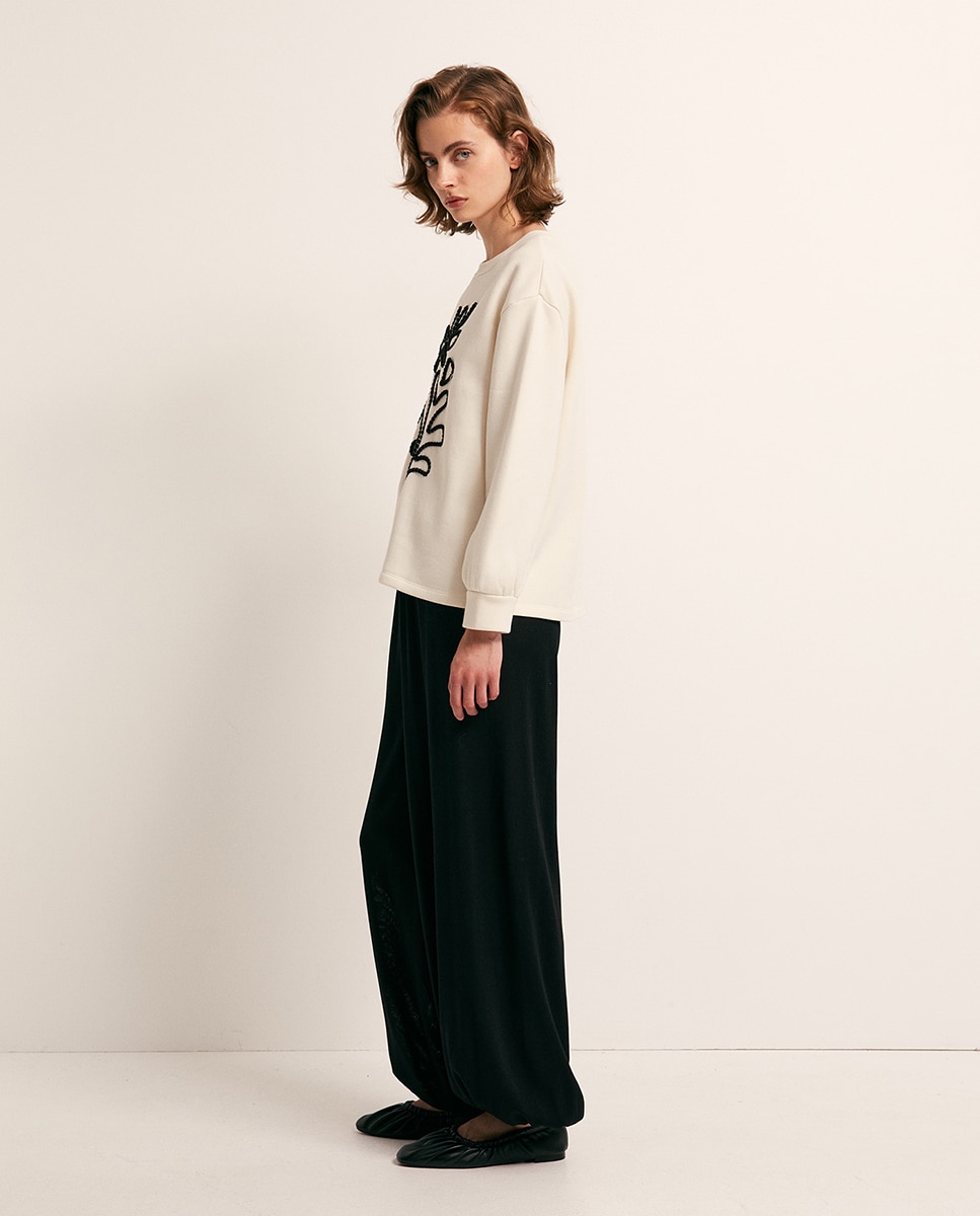 Sweatshirt com Adorno Bordado 120 Cru-4